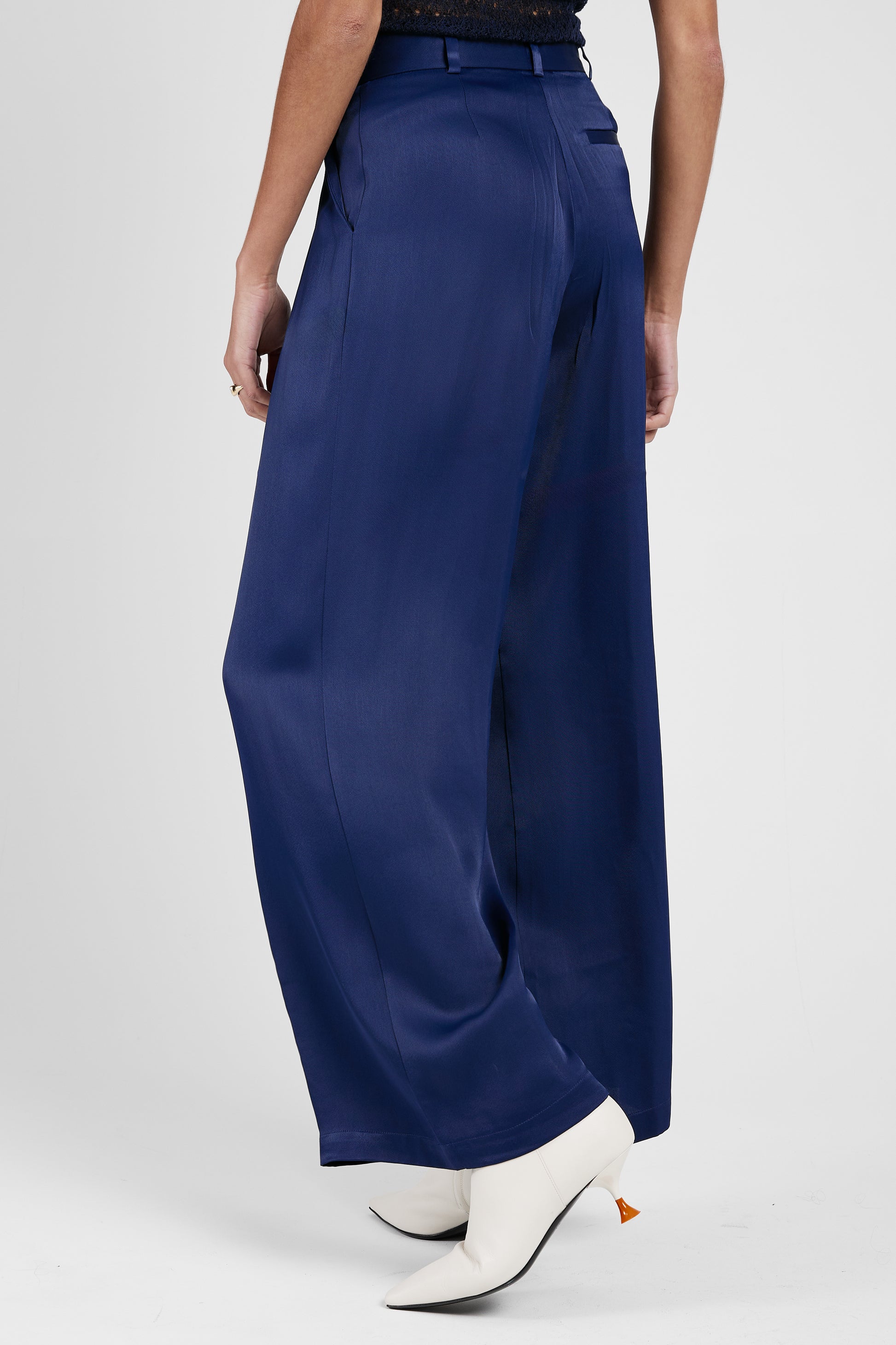 AERON Wellen Satin Pant in Midnight Blue