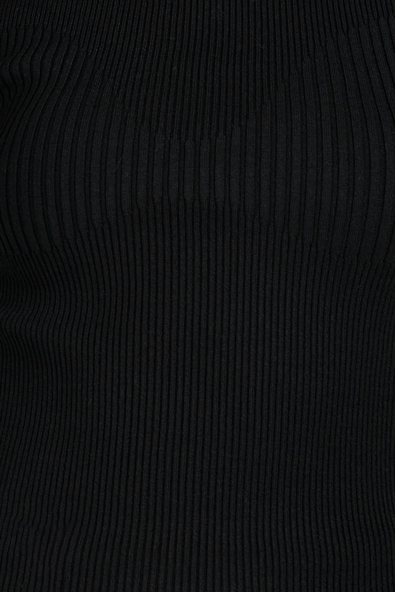 AERON ZERO409 Sleeveless Top in Black
