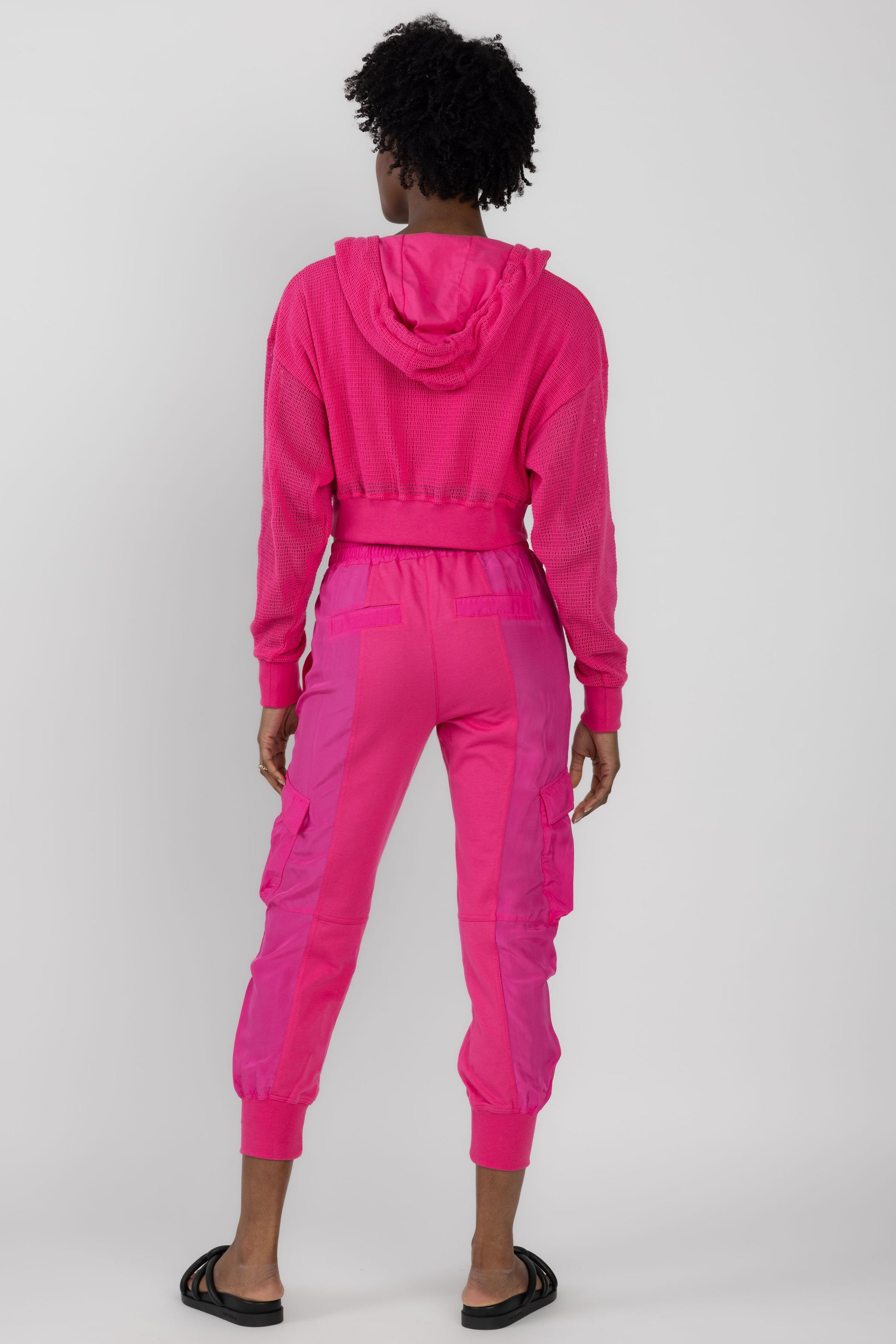 ANDREA YA'AQOV Cargo Jogging Pant in Fucsia