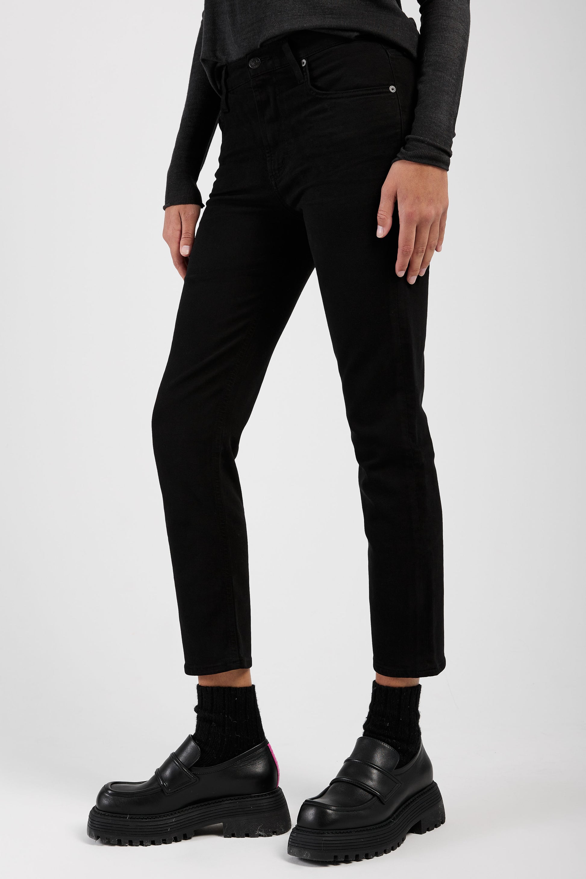 CITIZENS OF HUMANITY Isola Straight Crop Jean in Plush Black