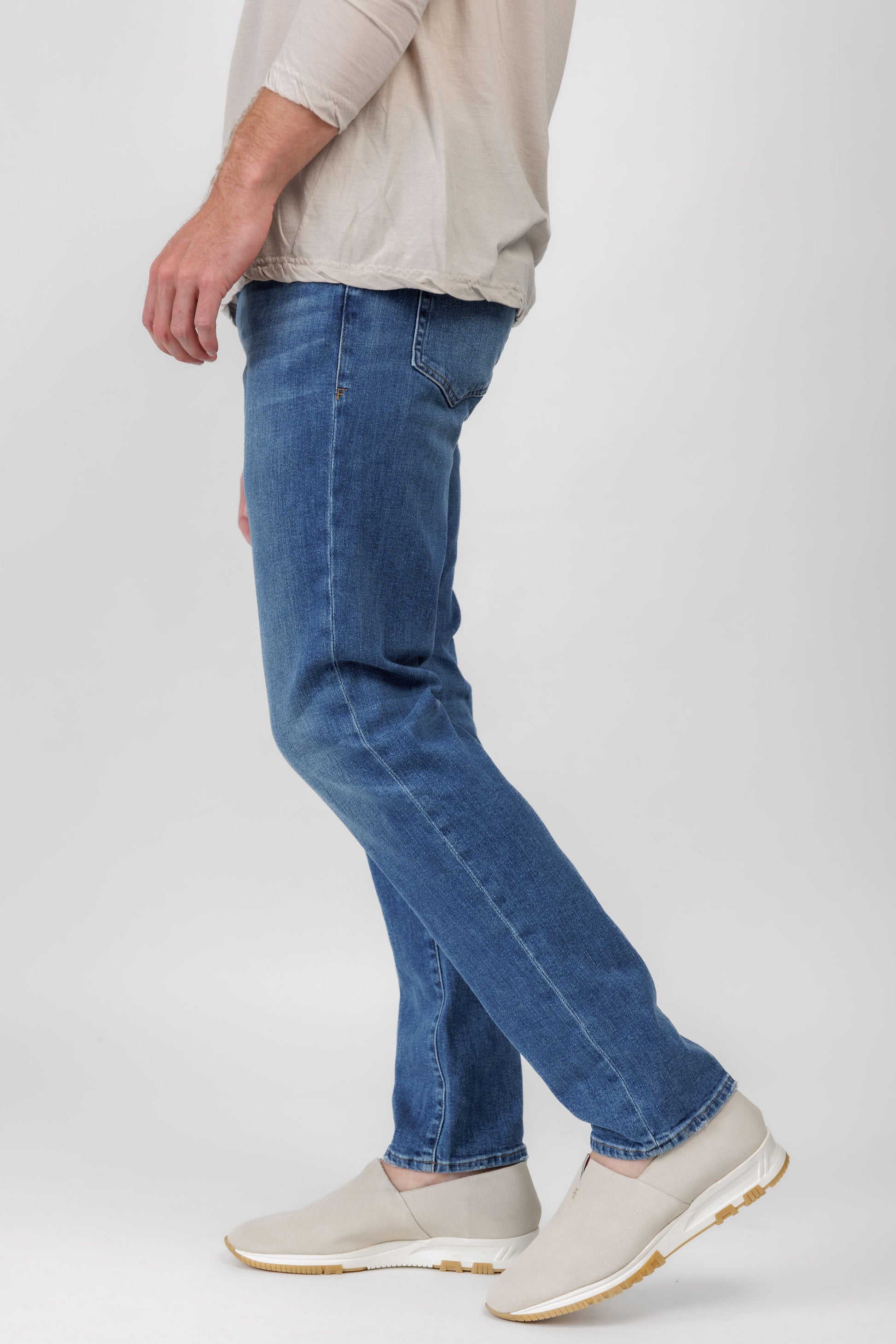 FRAME L'Homme Slim Jean in Capistrano