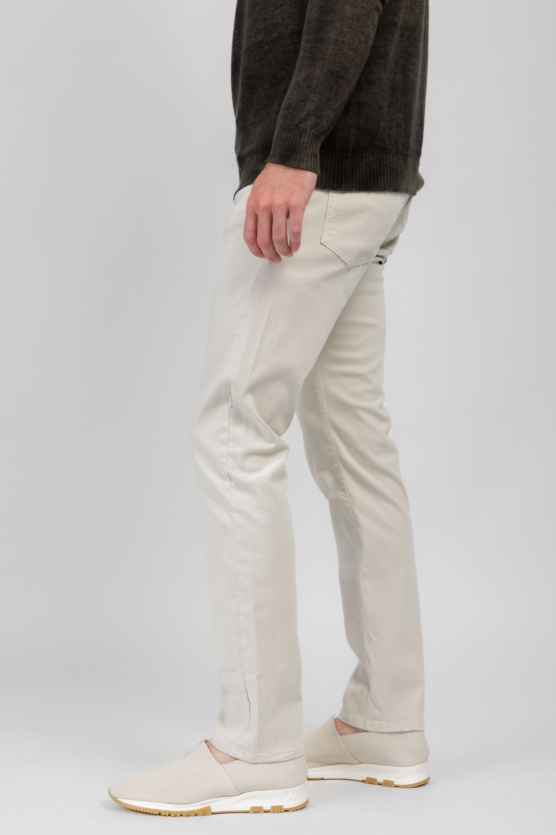 FRAME L'Homme Slim Jean in Milk Beige