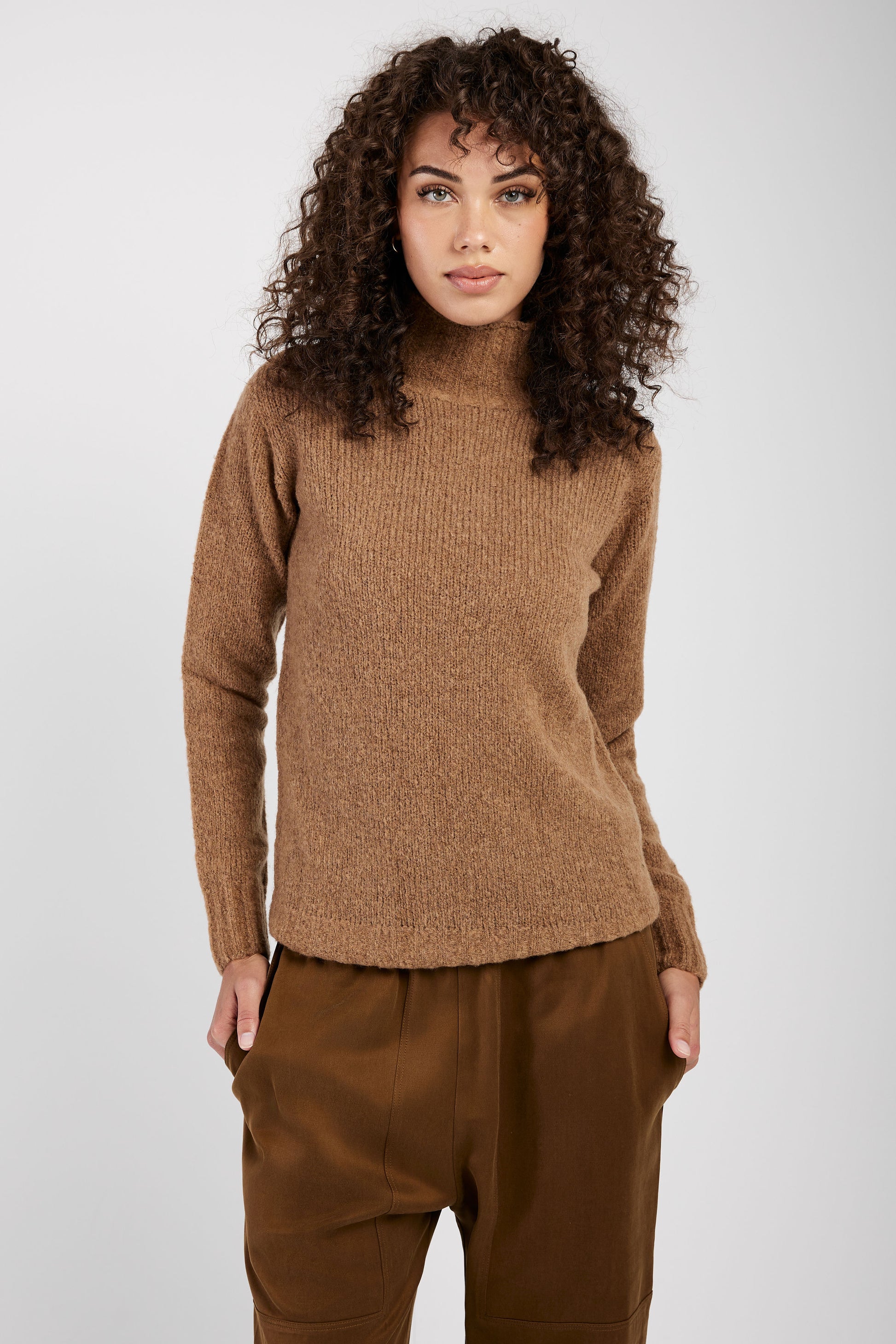 GENTRYPORTOFINO Wool Knit Sweater in Cammello