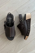 HENRY BEGUELIN Leather Wedge Sandal in Martellato Moro