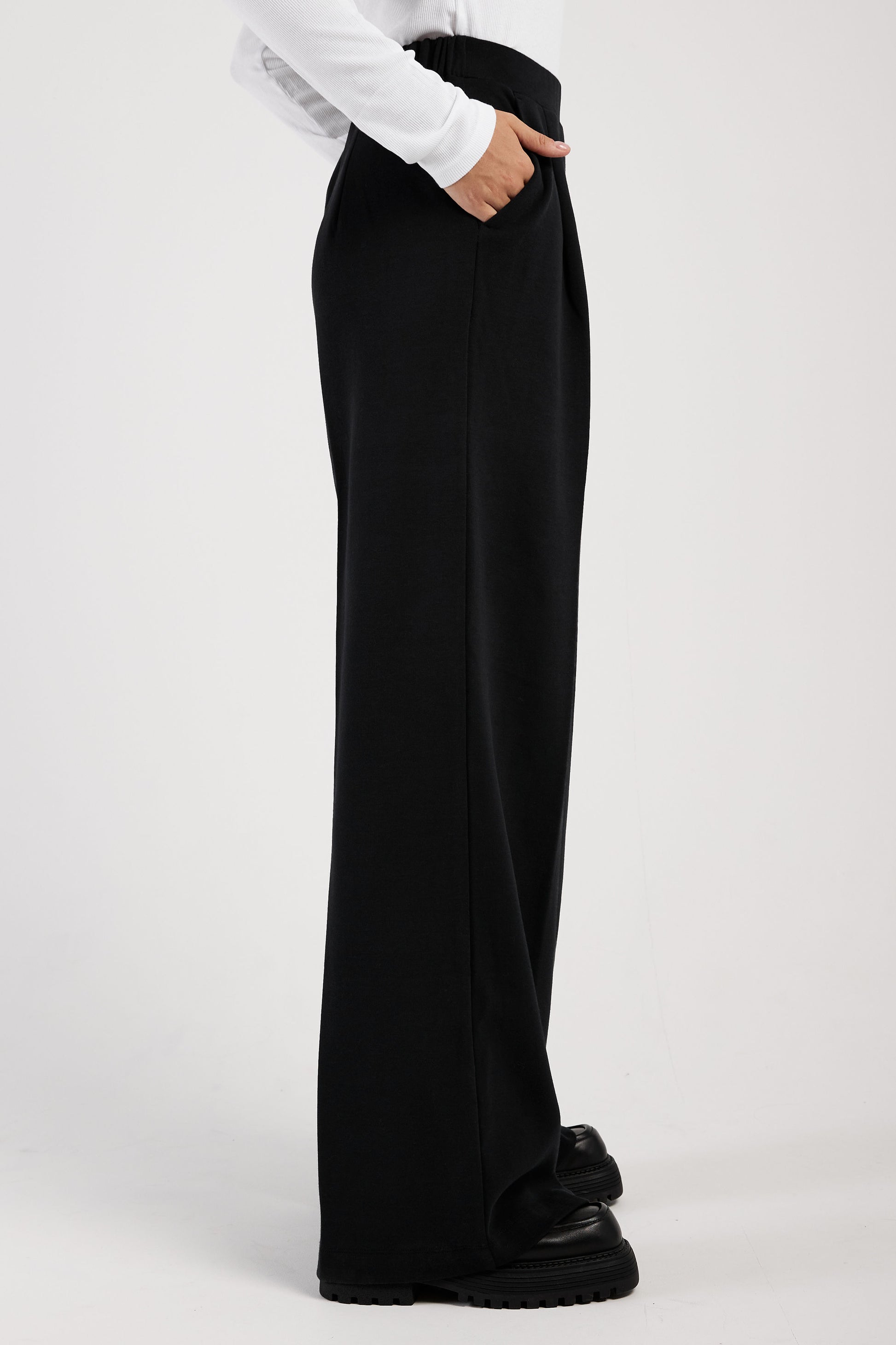 MAX MARA LEISURE Canter Jersey Pant in Black