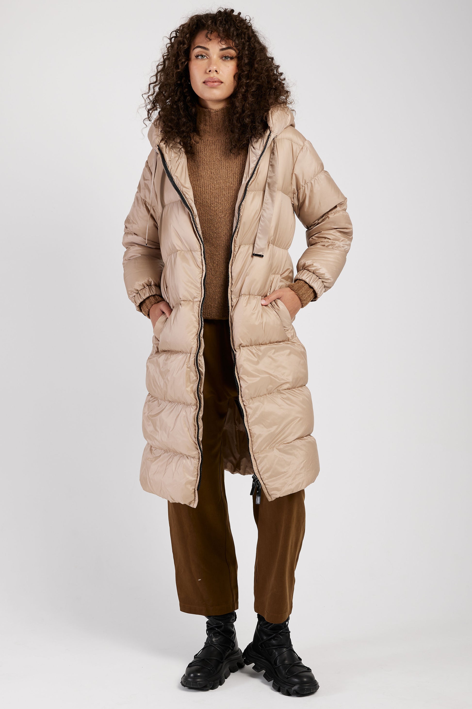 MAX MARA THE CUBE Seipa Puffer Coat in Beige