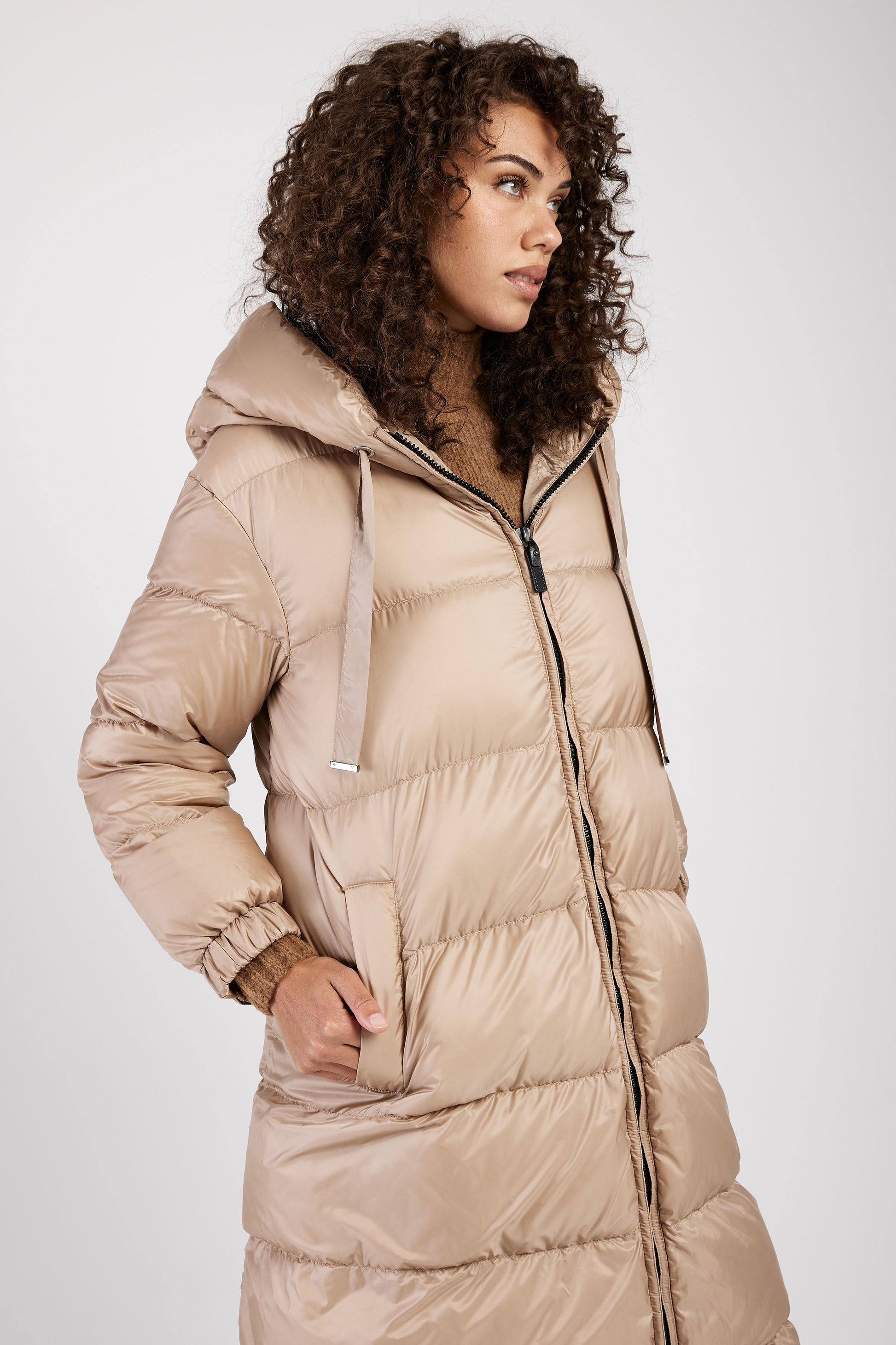 MAX MARA THE CUBE Seipa Puffer Coat in Beige