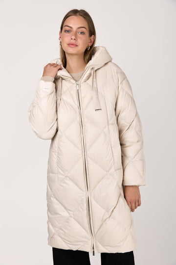 Trefe Puffer Down Coat in Milk