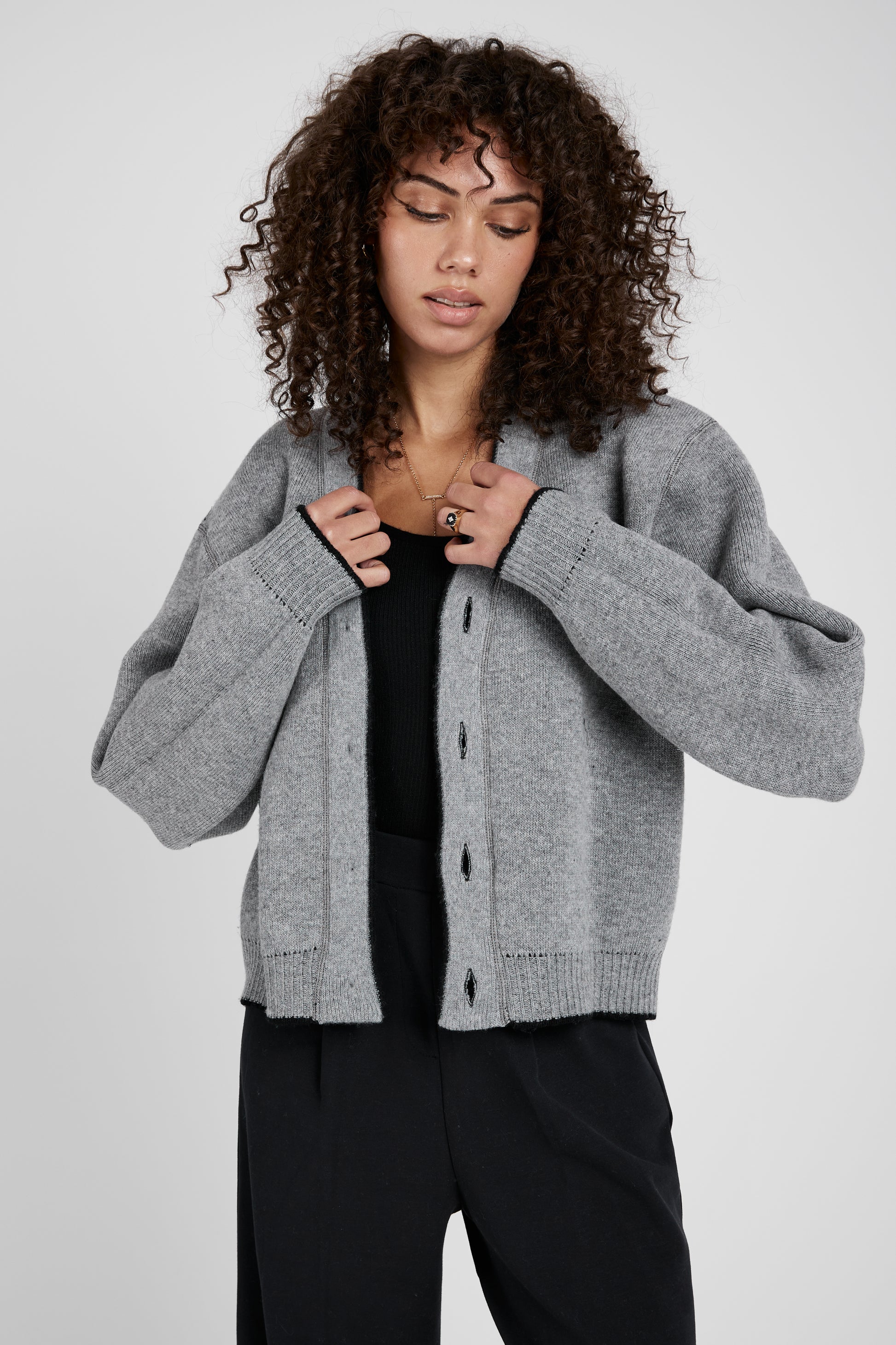 N°21 Oversized Knitted Cardigan in Black