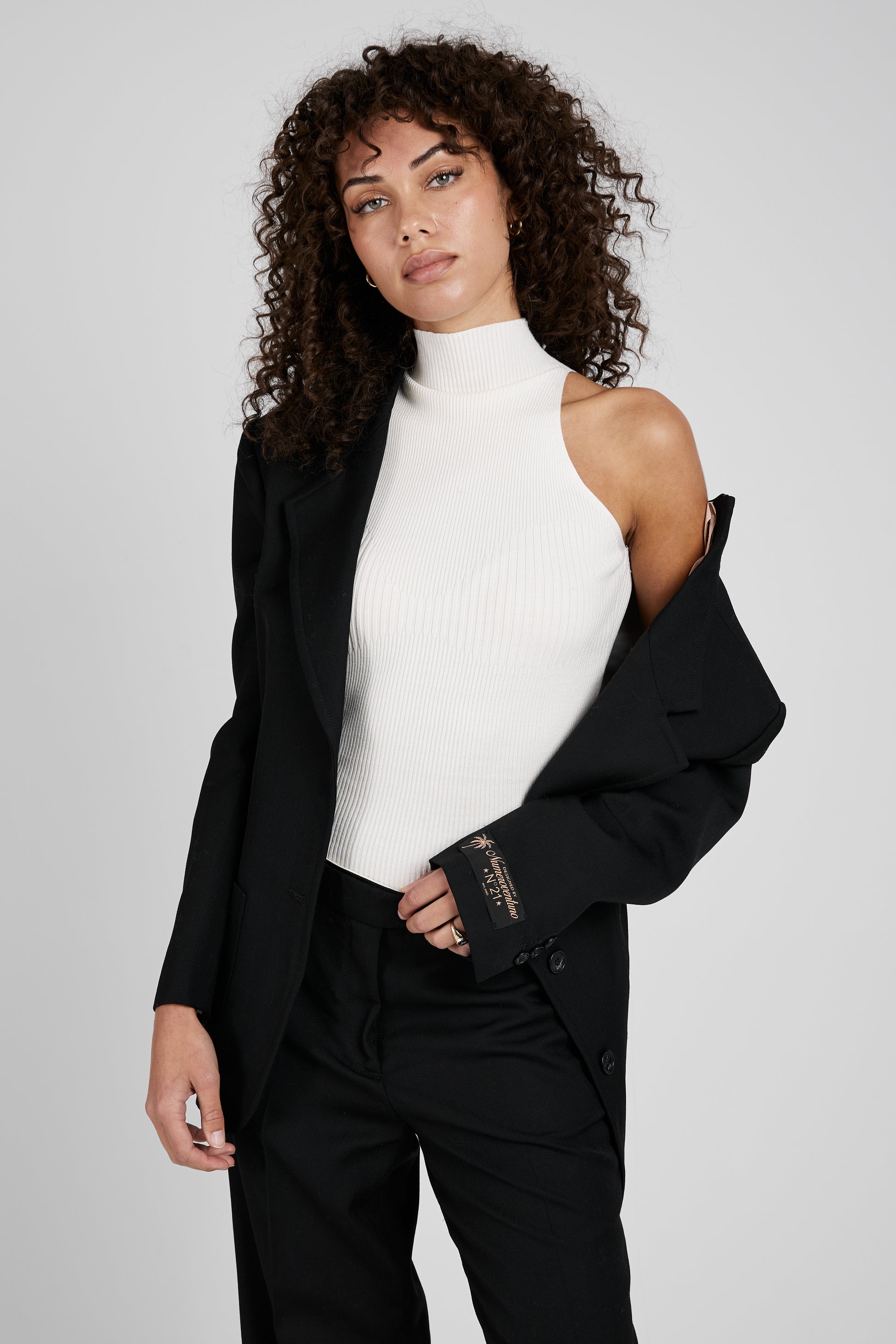 N°21 Blazer in Black