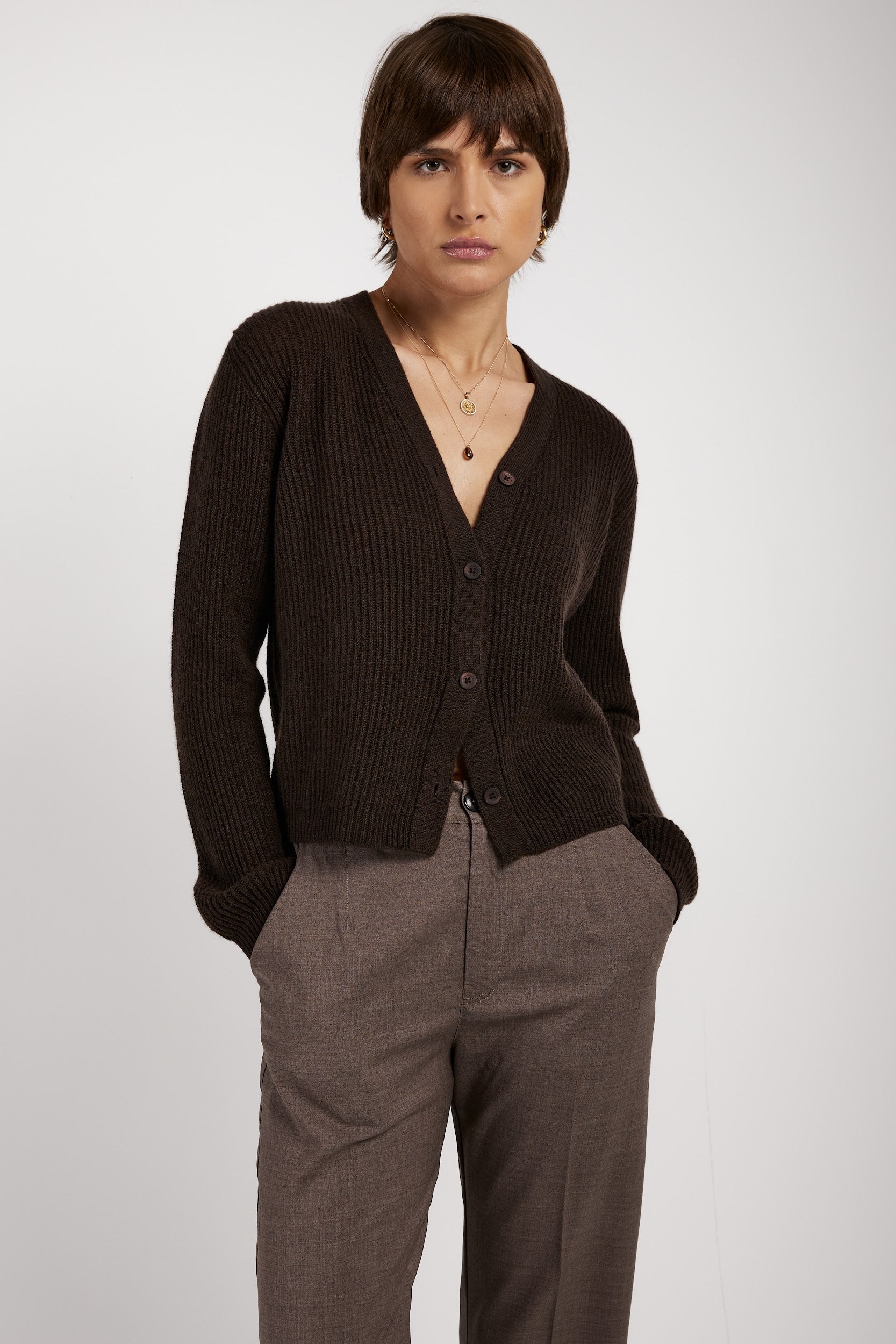 PRIVATE 0204 Light Cashmere Cardigan in Kakao