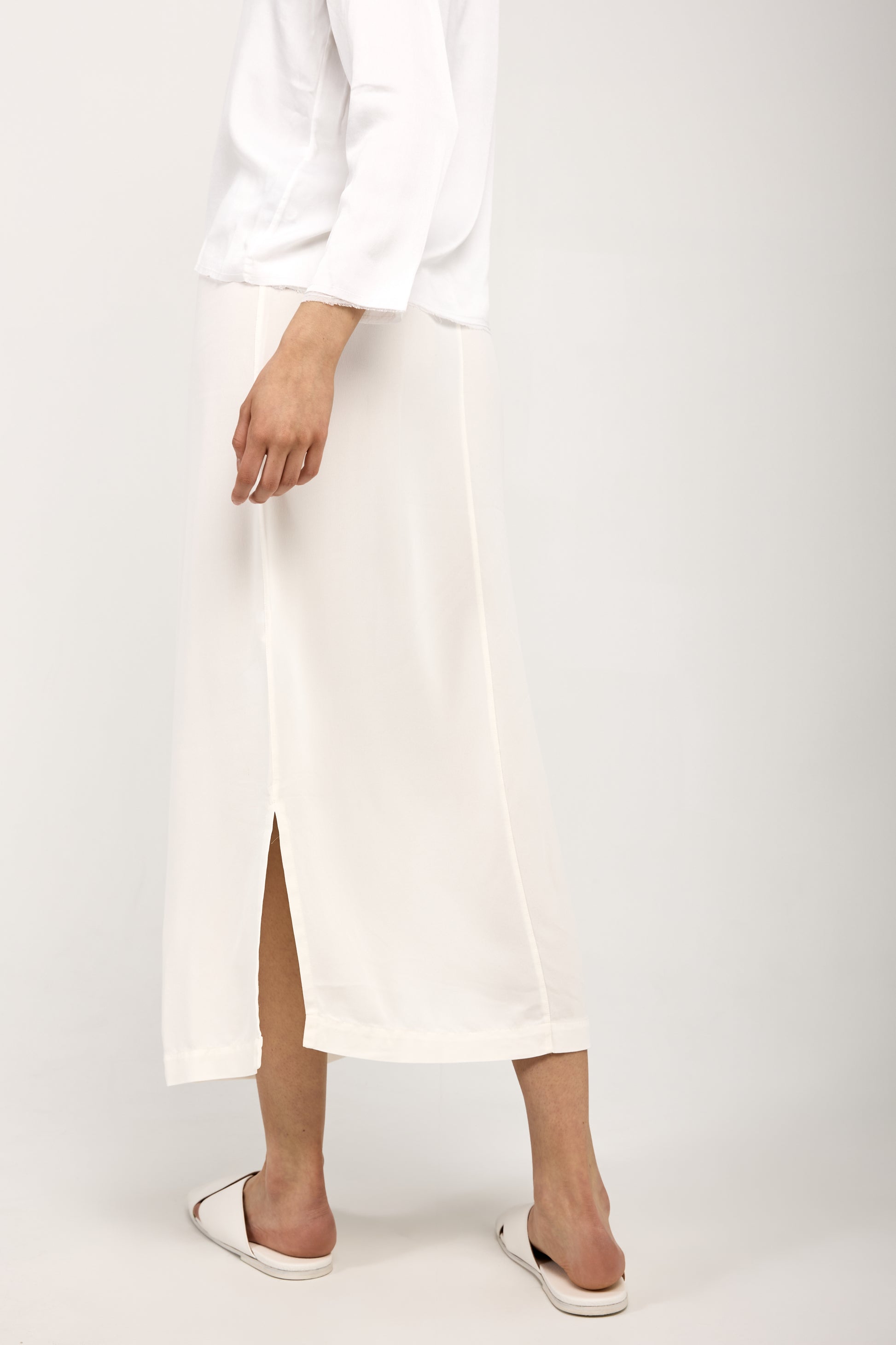 PRIVATE 0204 Silk Skirt in White