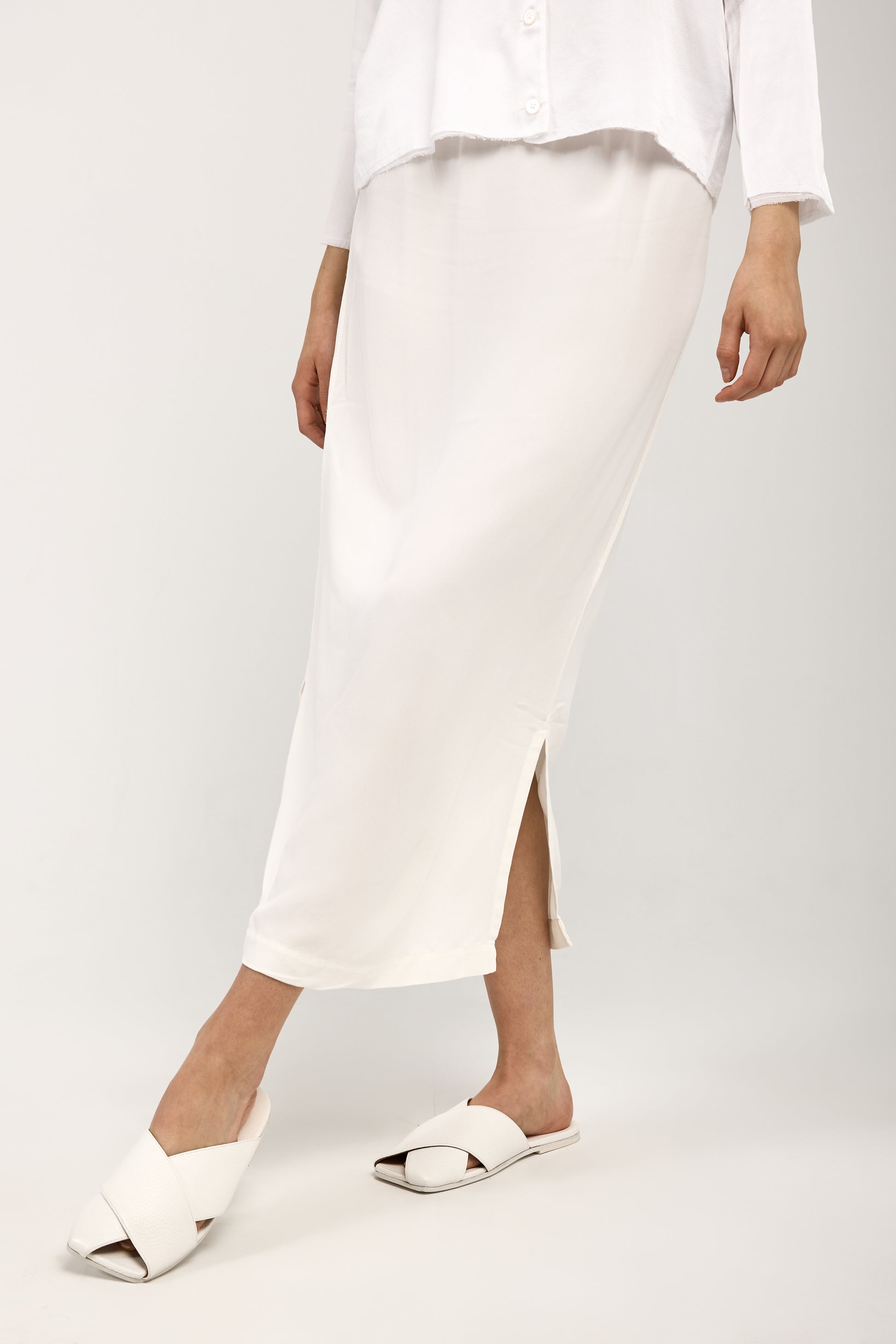 PRIVATE 0204 Silk Skirt in White