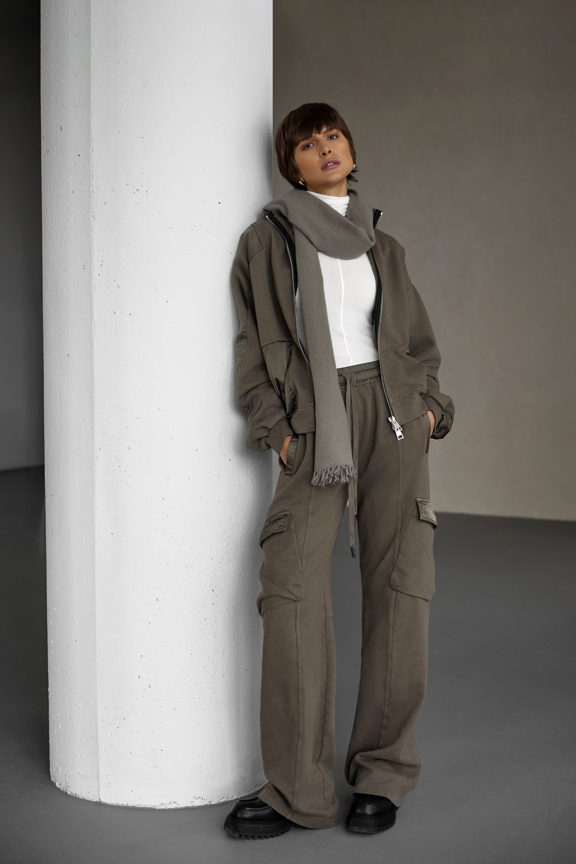 ANDREA YA'AQOV Relaxed Cargo Pant in Taupe