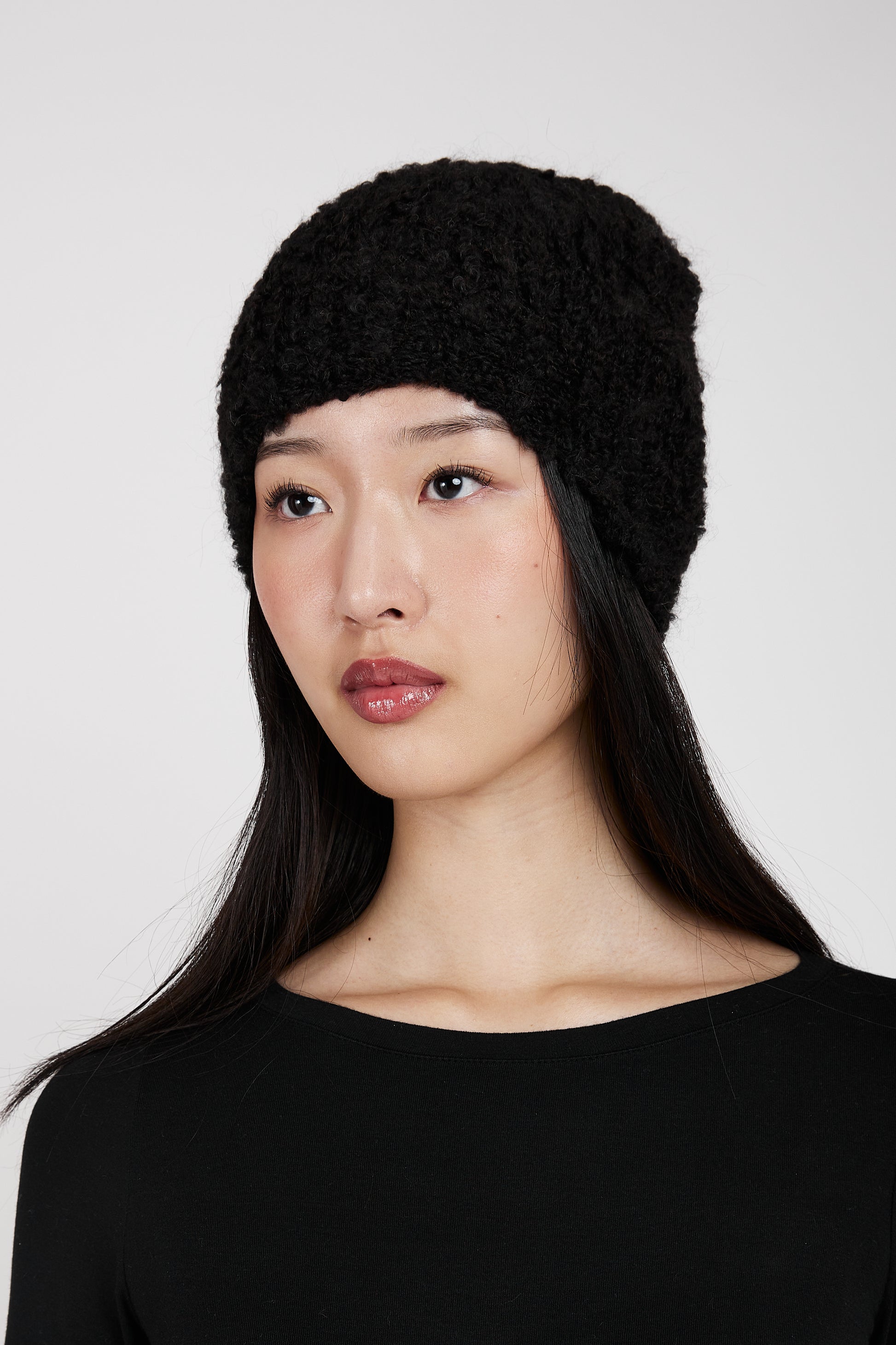 TANDEM Bouclé Hat in Black