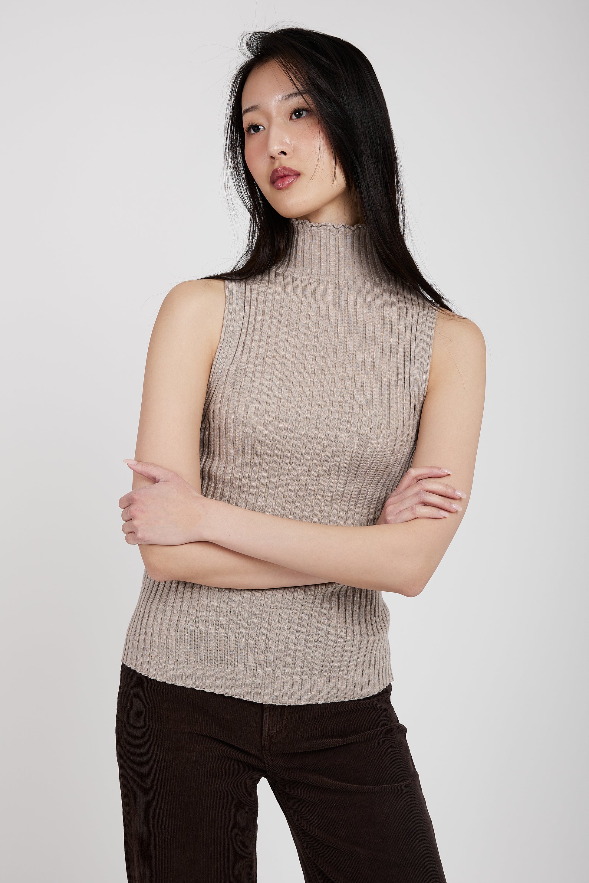 TANDEM Sleeveless Turtleneck Top in Sand