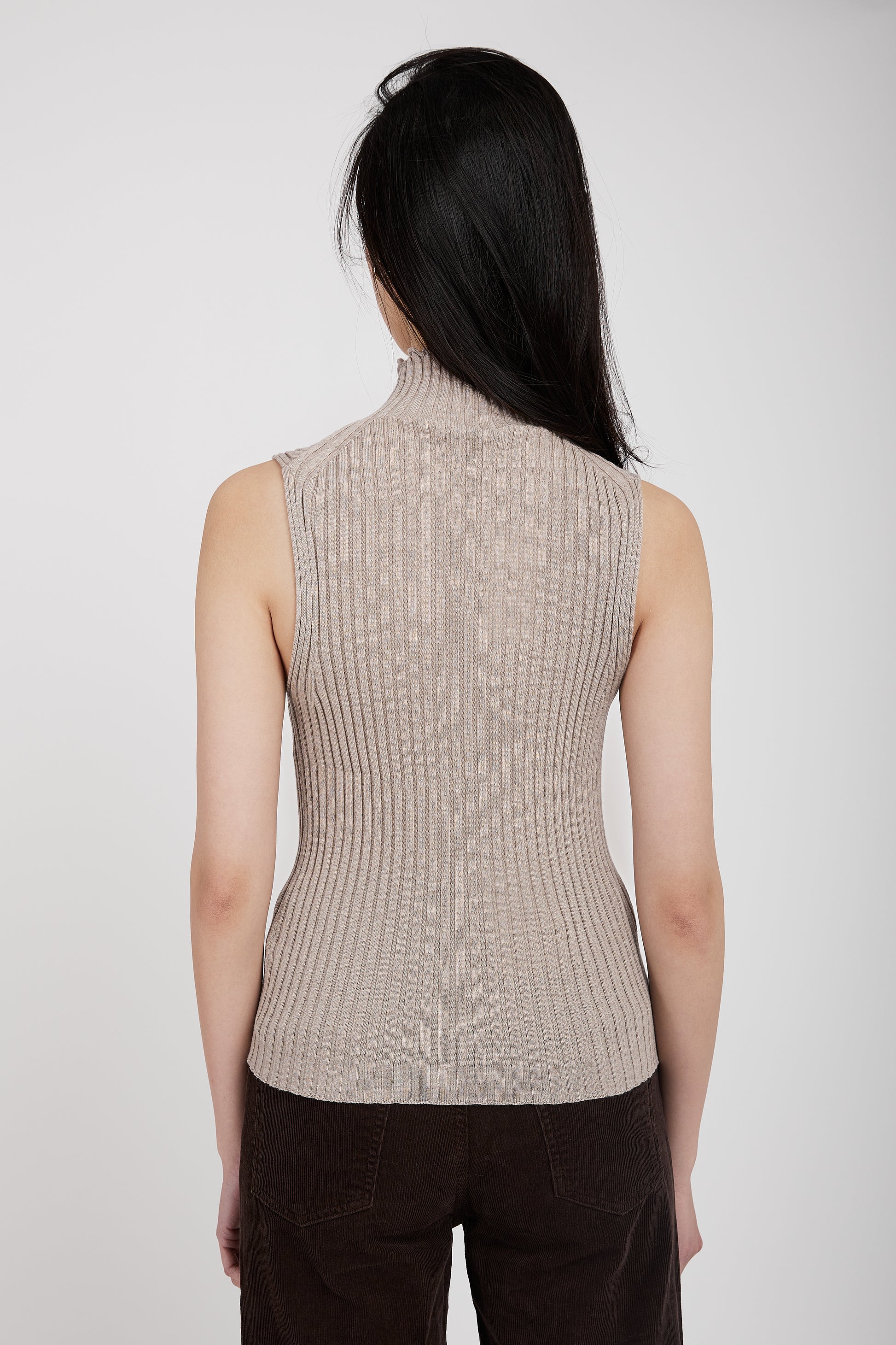 TANDEM Sleeveless Turtleneck Top in Sand