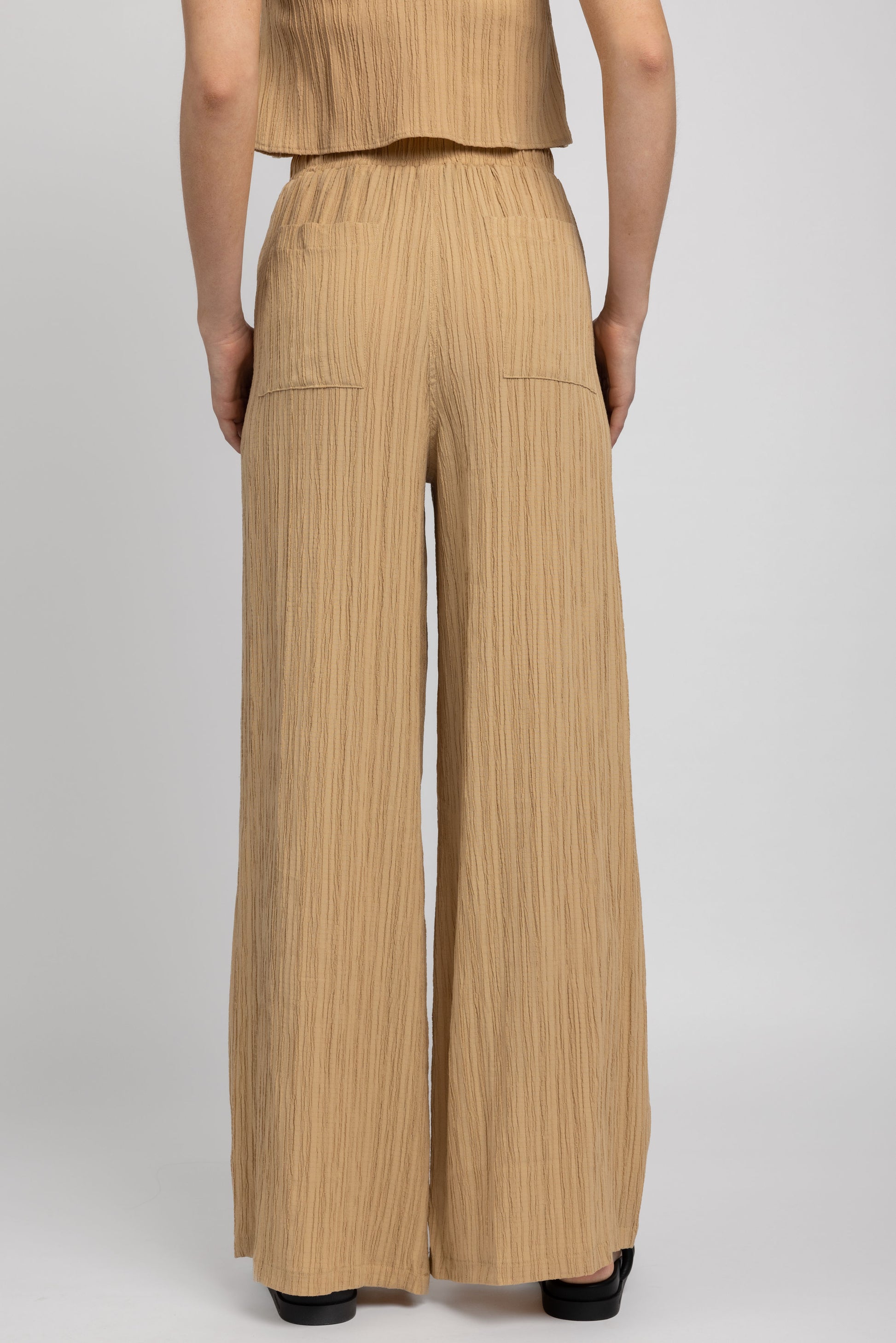 THE RANGE Ripple Gauze Wide Leg Pant in Tanlines