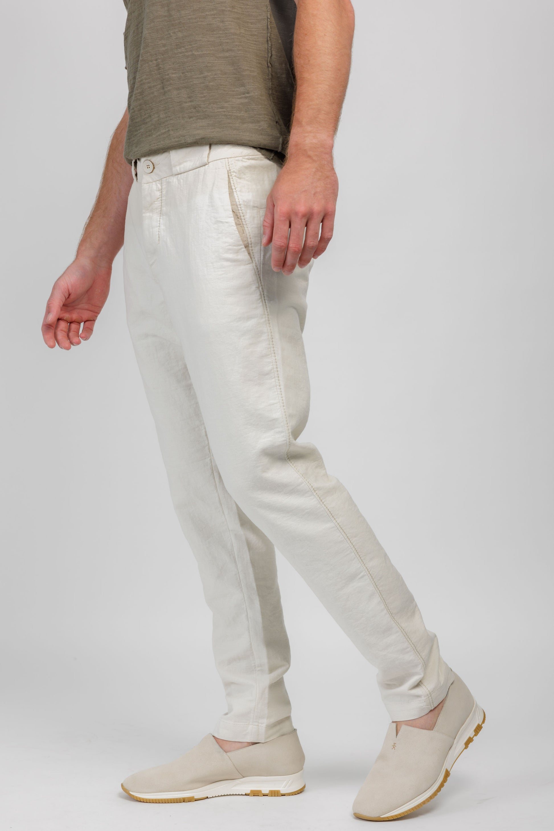 TRANSIT Tapered Leg Trouser Pant in Rope