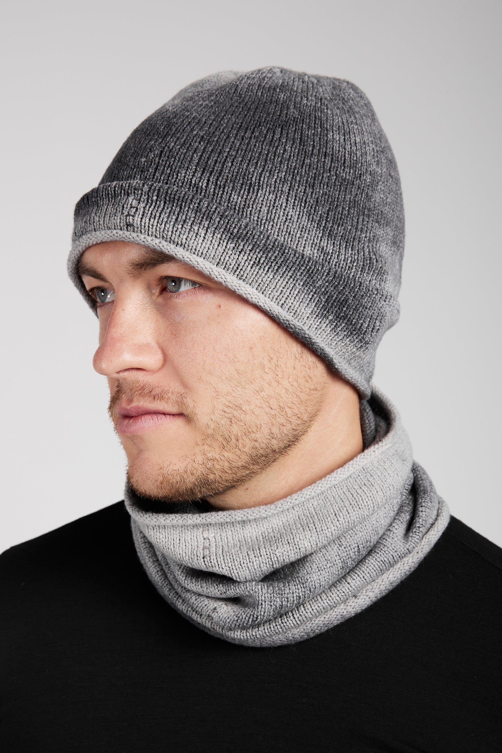 TRANSIT Wool Scarf in Charcoal