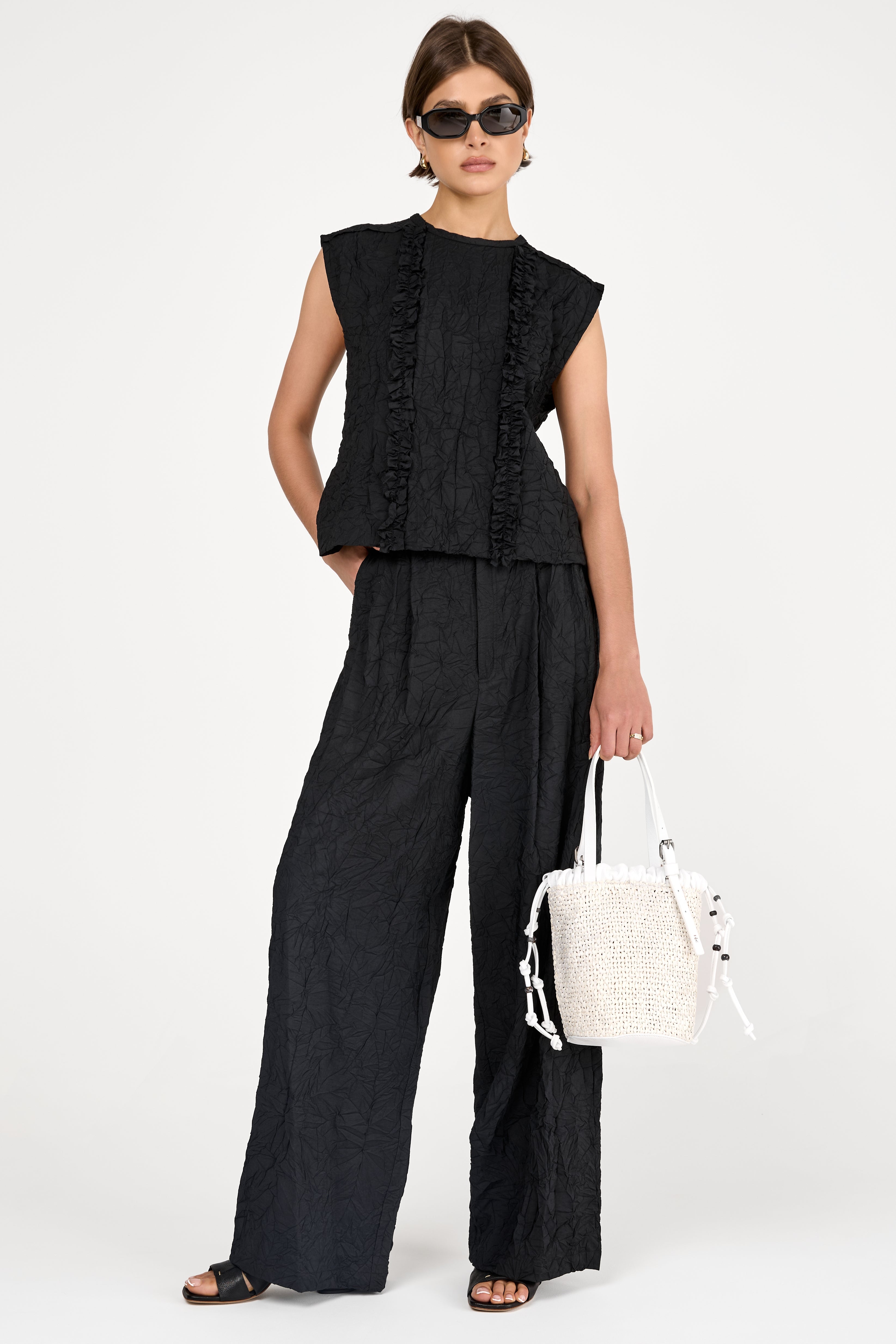 Sleeveless Crinkled Top in Black