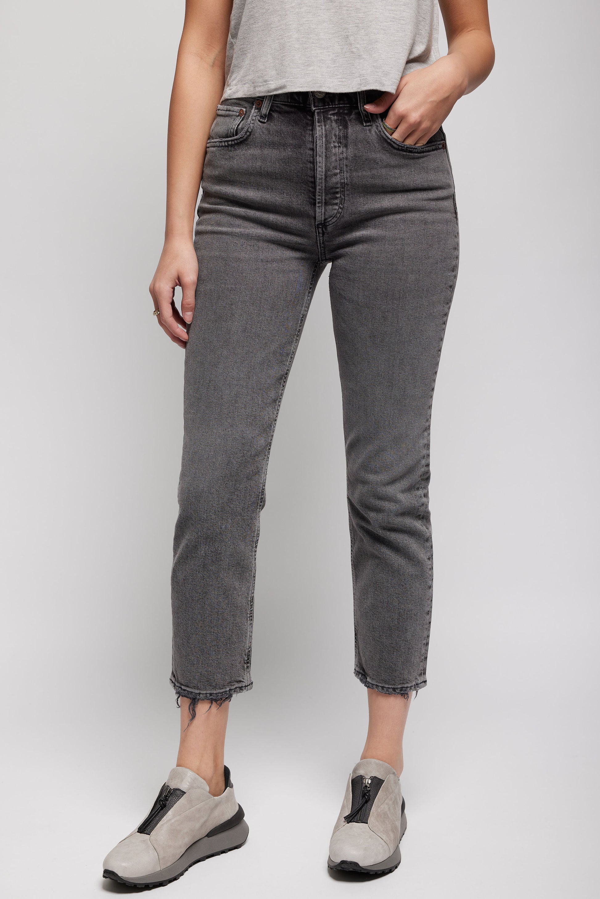AGOLDE Riley Crop Jean in Century