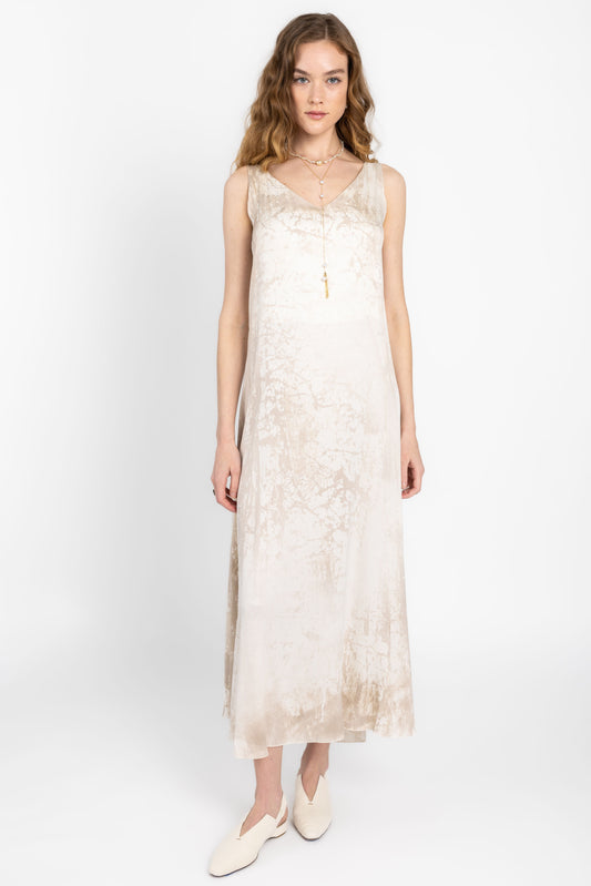 AVANT TOI Marmo Effect V-Neck Maxi Dress in Zenzero