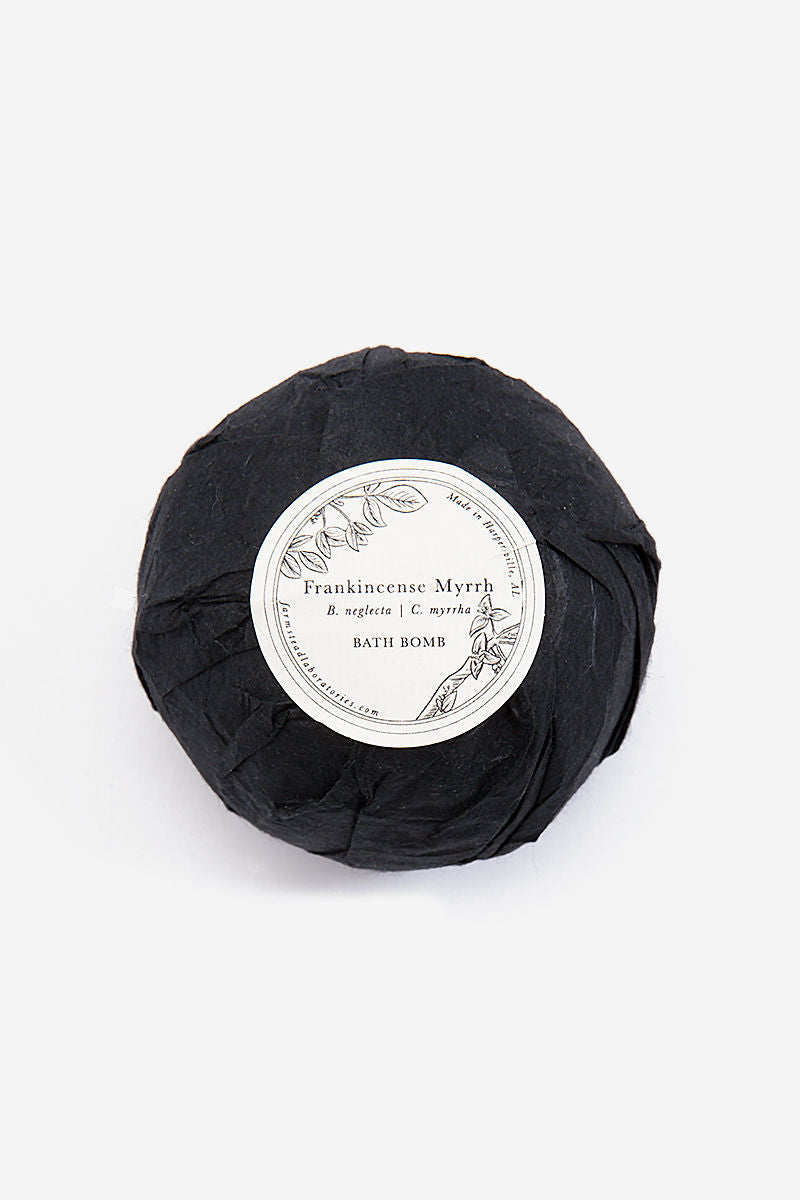 BOTANIKŌ Frankincense and Myrrh Bath Bomb