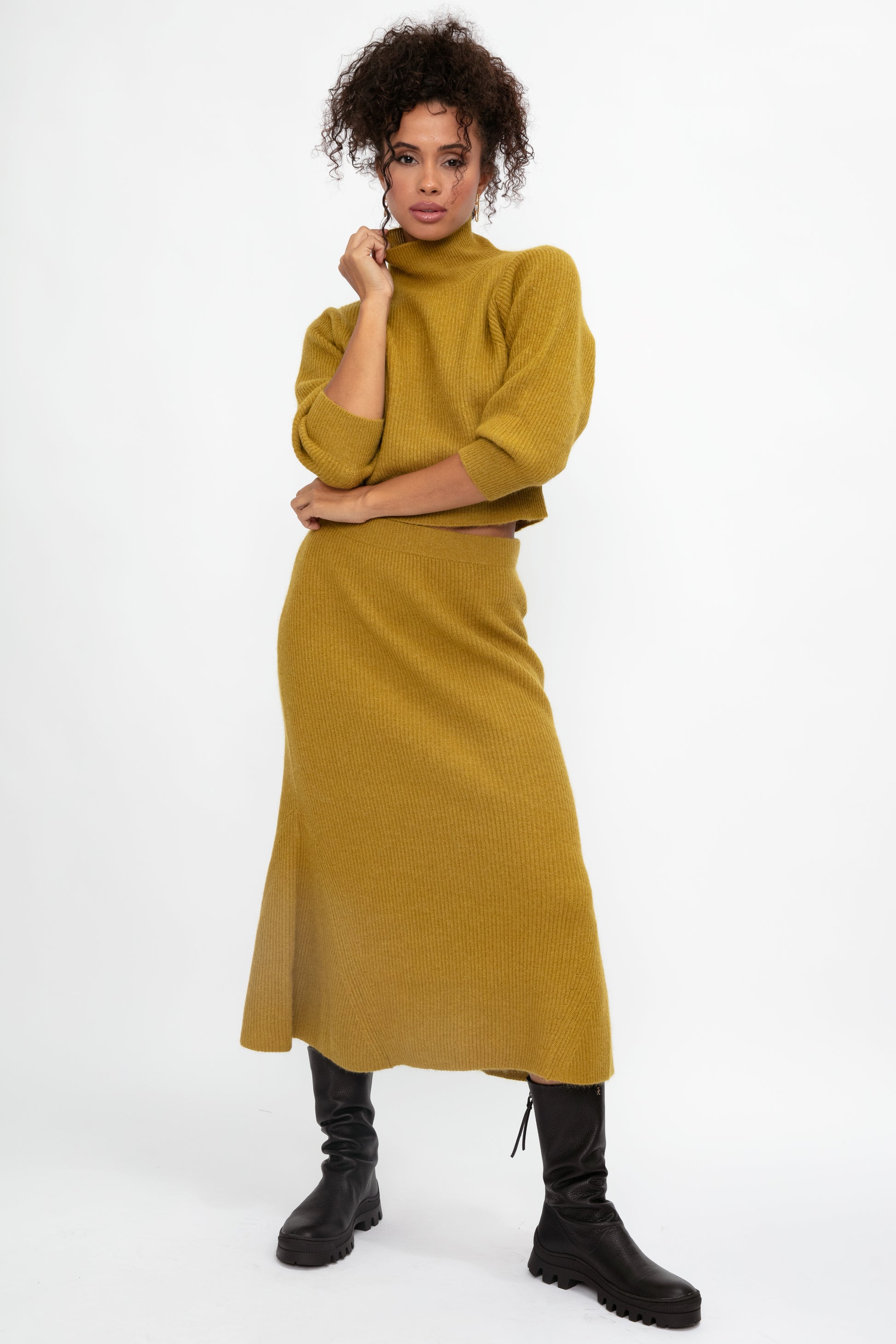 FABIANA FILIPPI Ribbed Wool Skirt in Curry