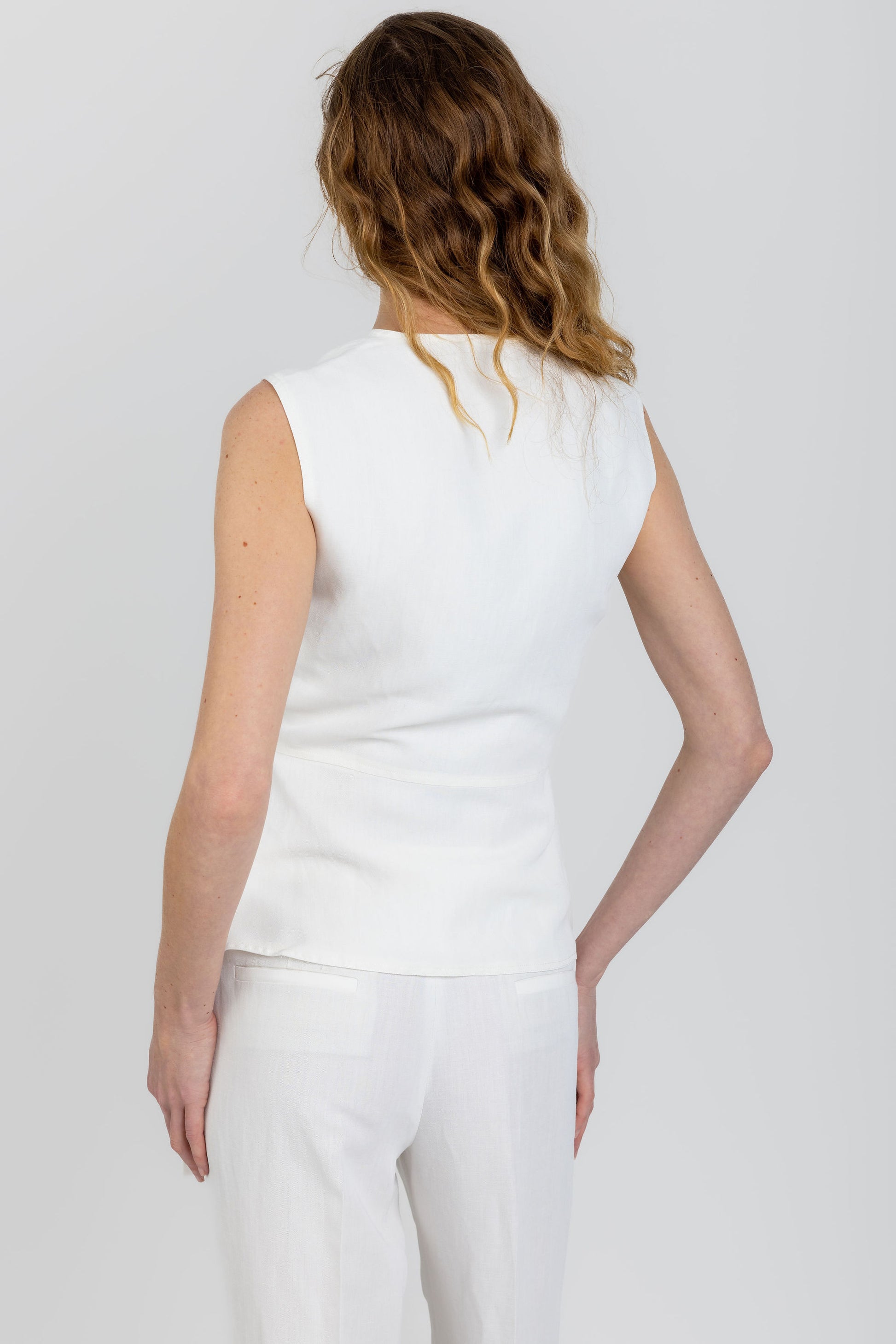 FABIANA FILIPPI Side Tie Linen Viscose Sleeveless Top in Raffia