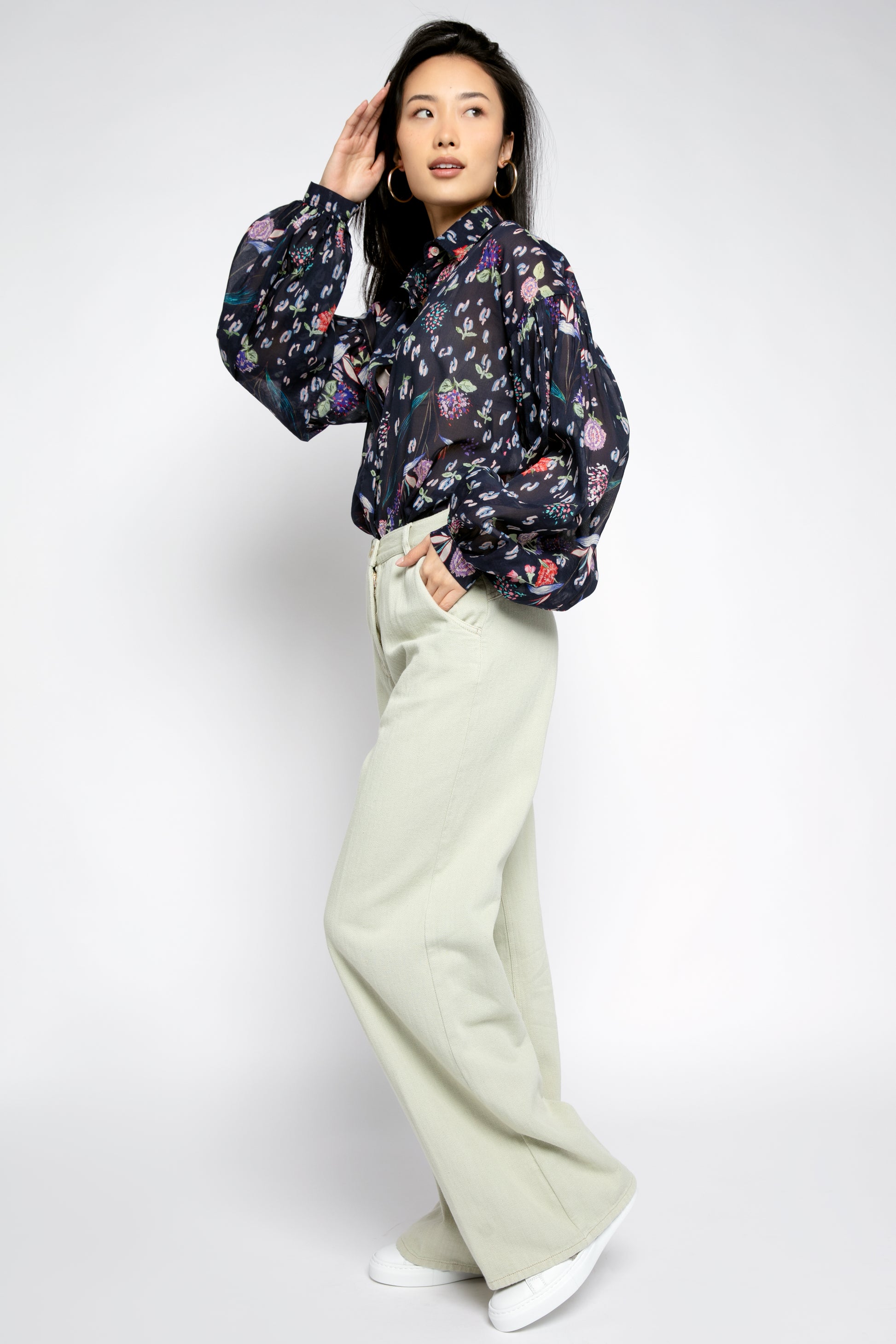 FORTE FORTE Happy Jungle Print Bohemian Shirt in Luna