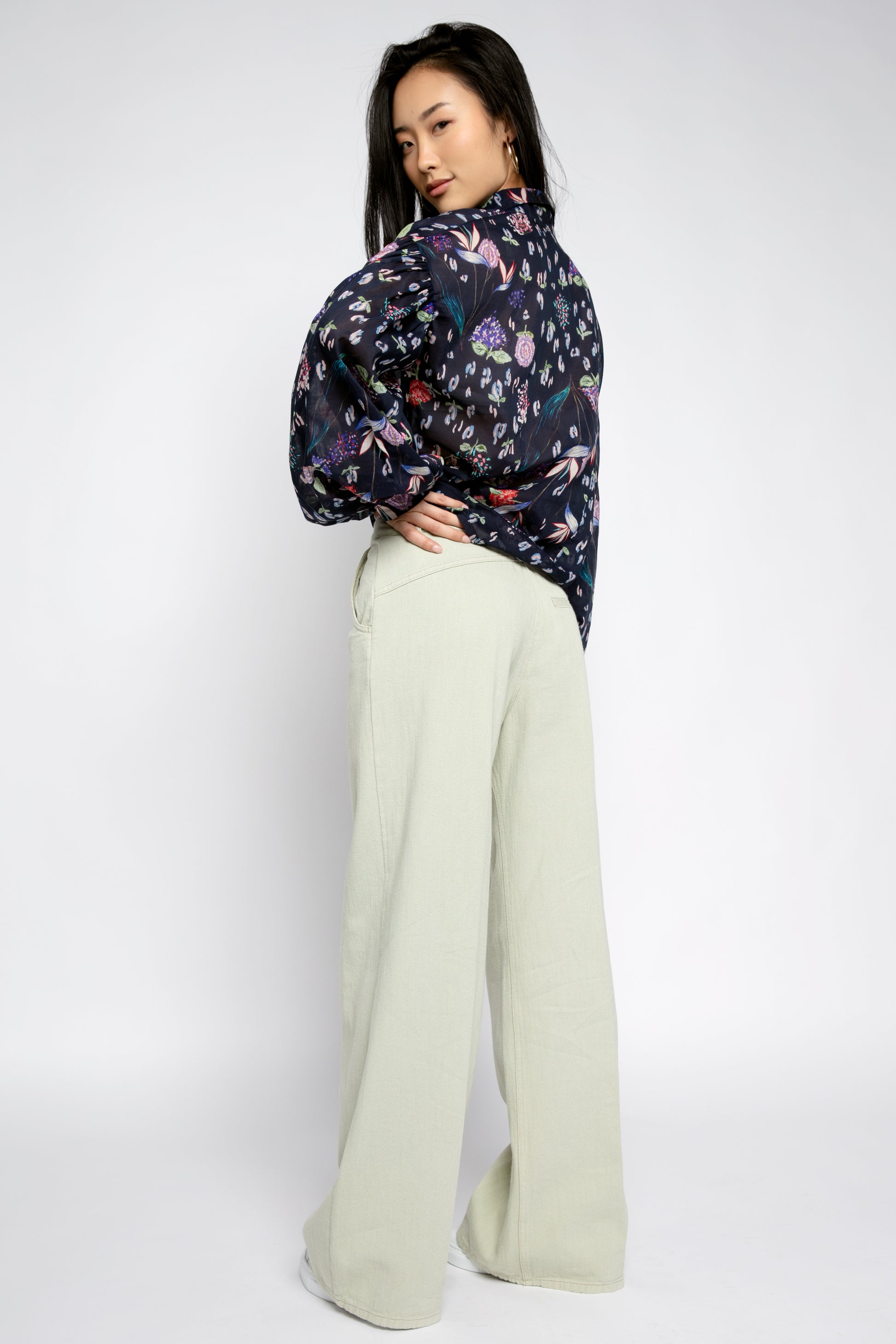 FORTE FORTE Happy Jungle Print Bohemian Shirt in Luna