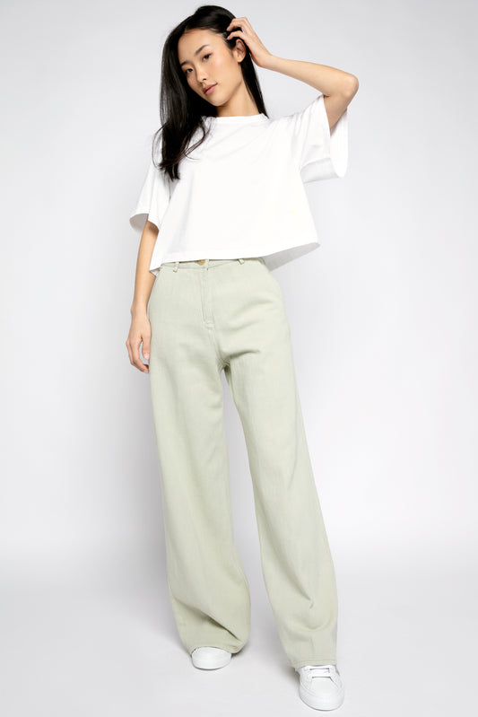 FORTE FORTE Oversized Cropped T-Shirt in Bianco