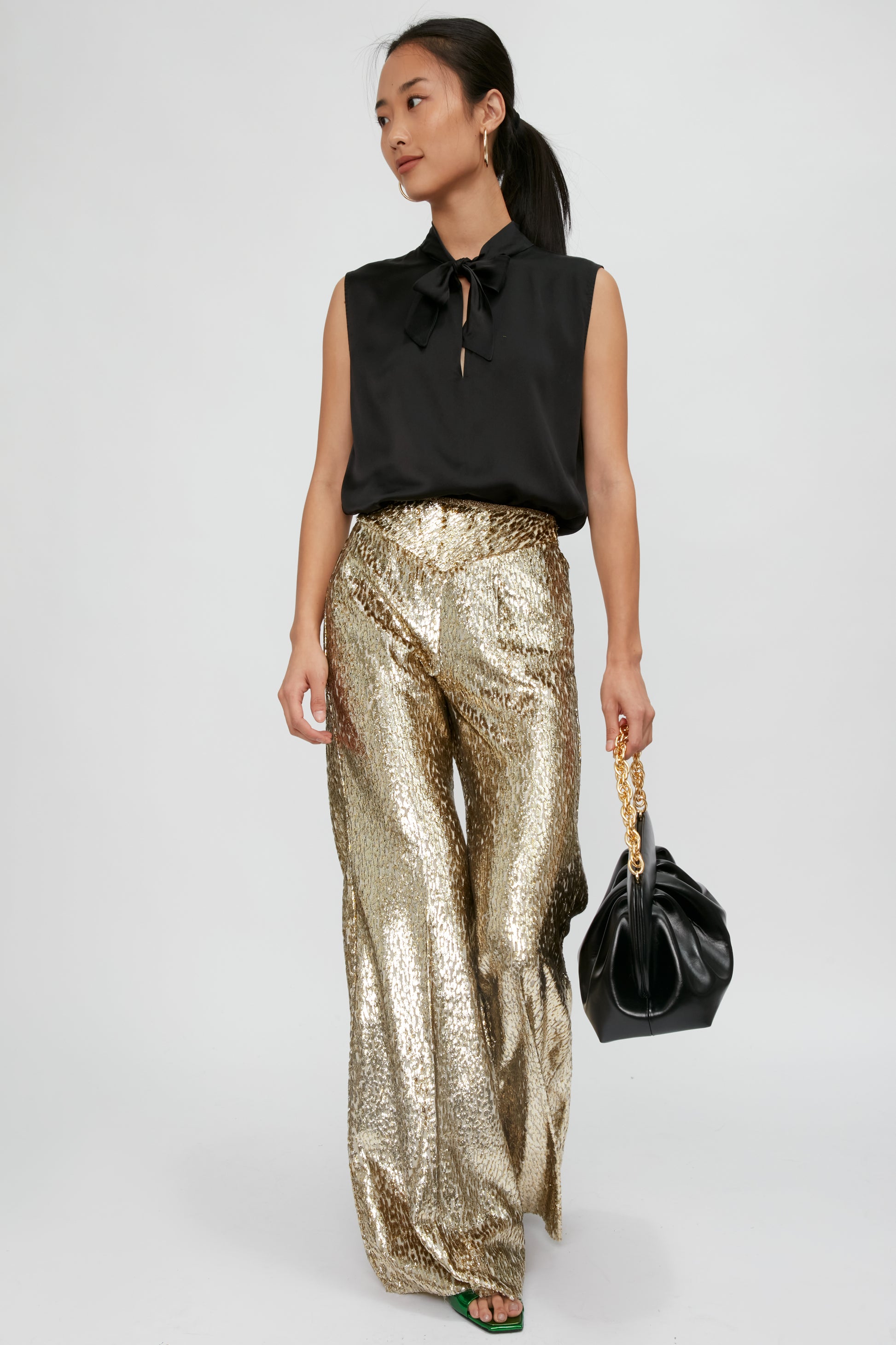 FORTE FORTE Satin Silk Sleeveless Blouse with Bow in Nero