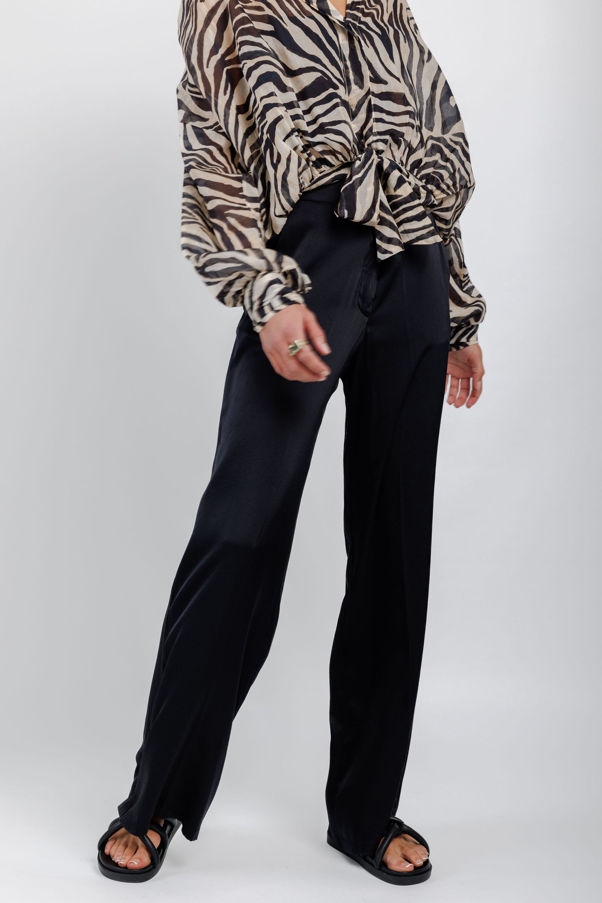 FORTE FORTE Stretch Silk Pant in Noir