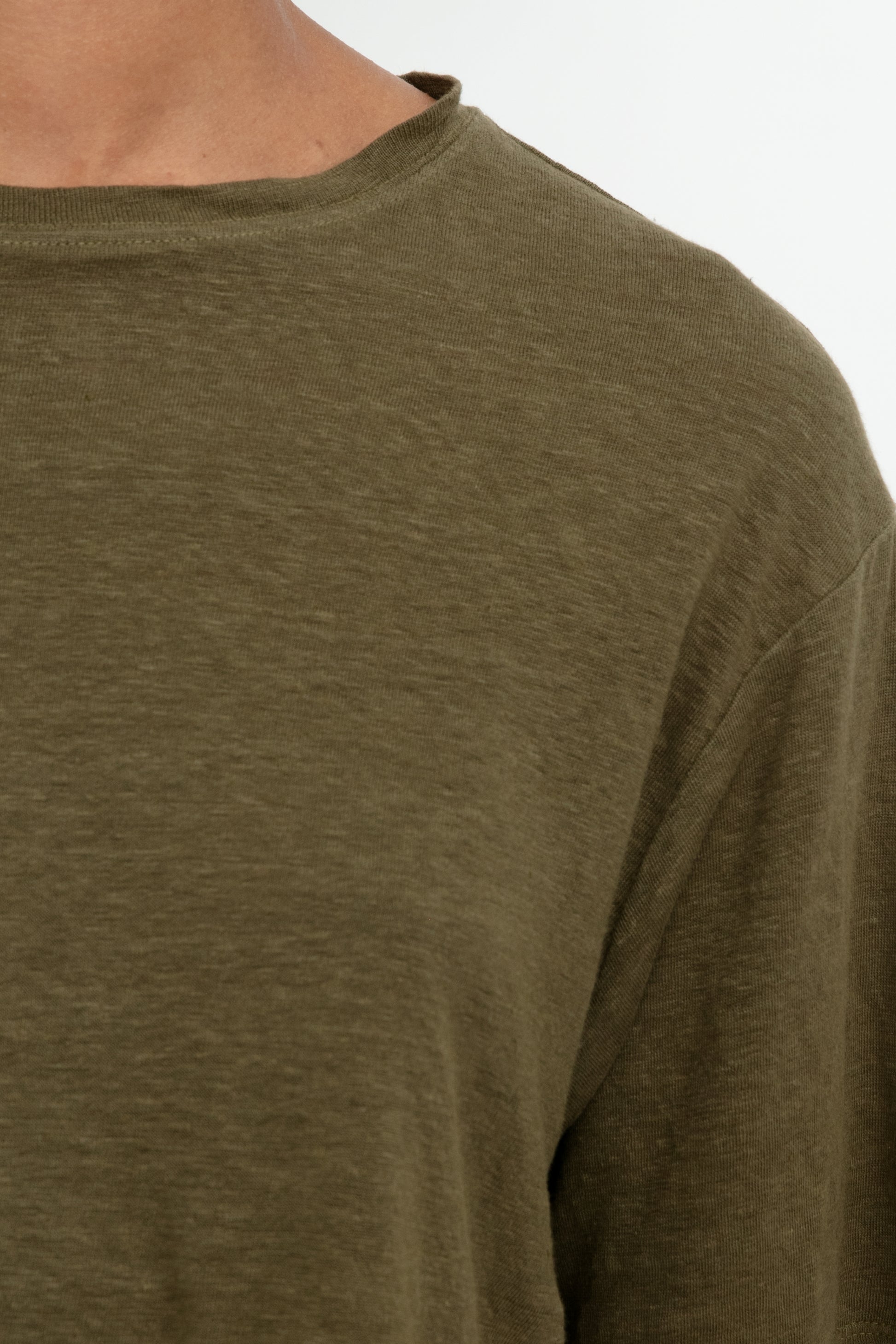 FRAME Boxy Tee in Surplus