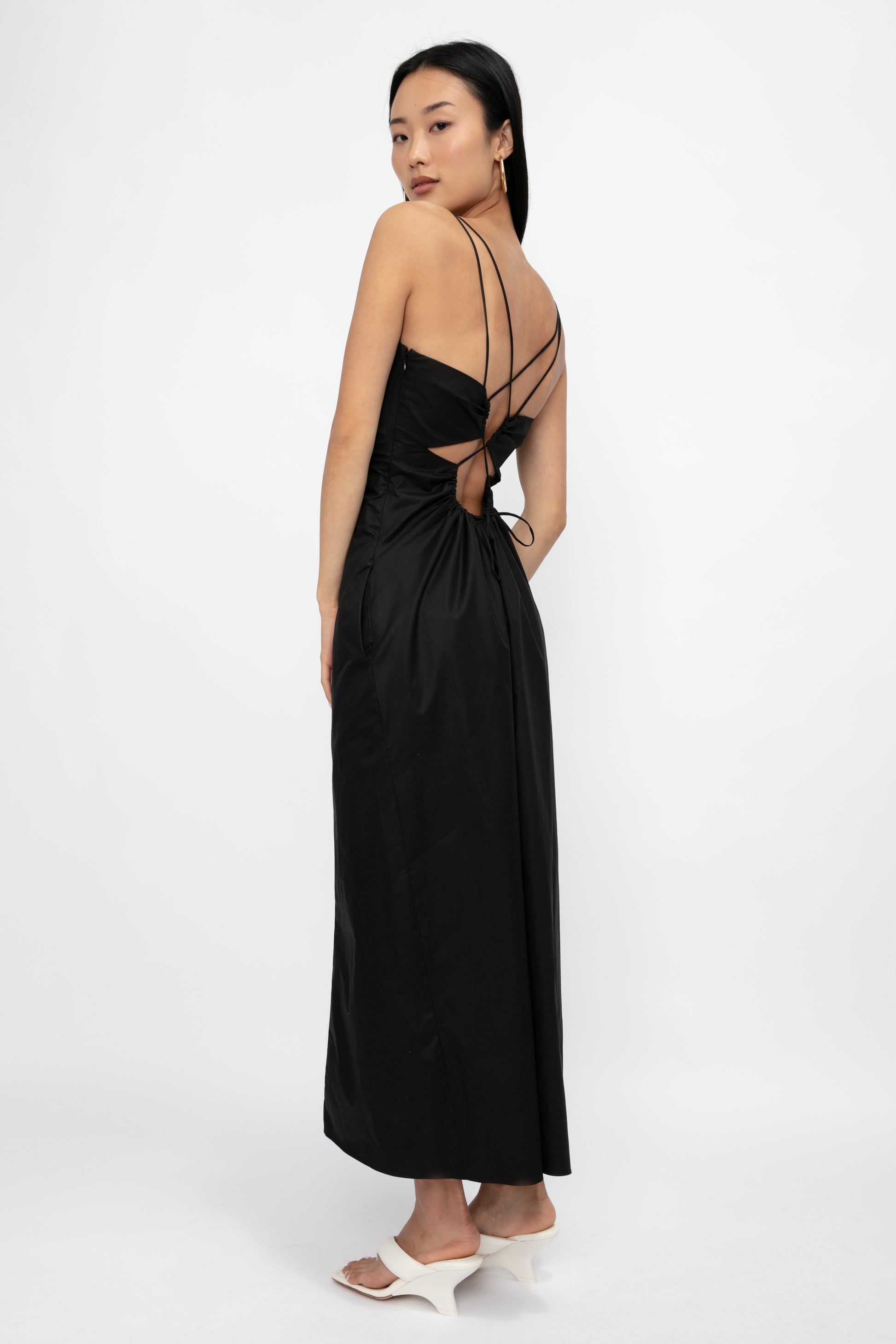 FRAME Tie Back Midi Dress in Noir