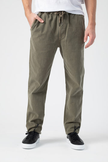 FRAME Drawstring Pant in Army