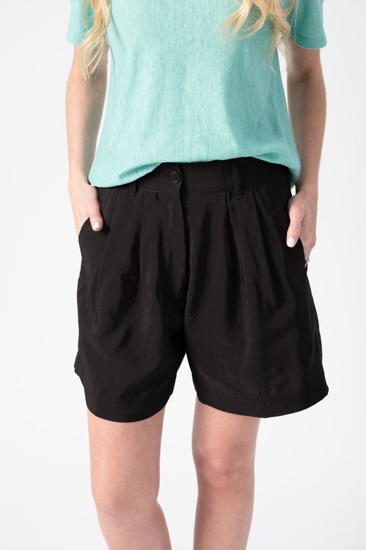 FORTE FORTE Slubbed Viscose Linen Shorts in Nero