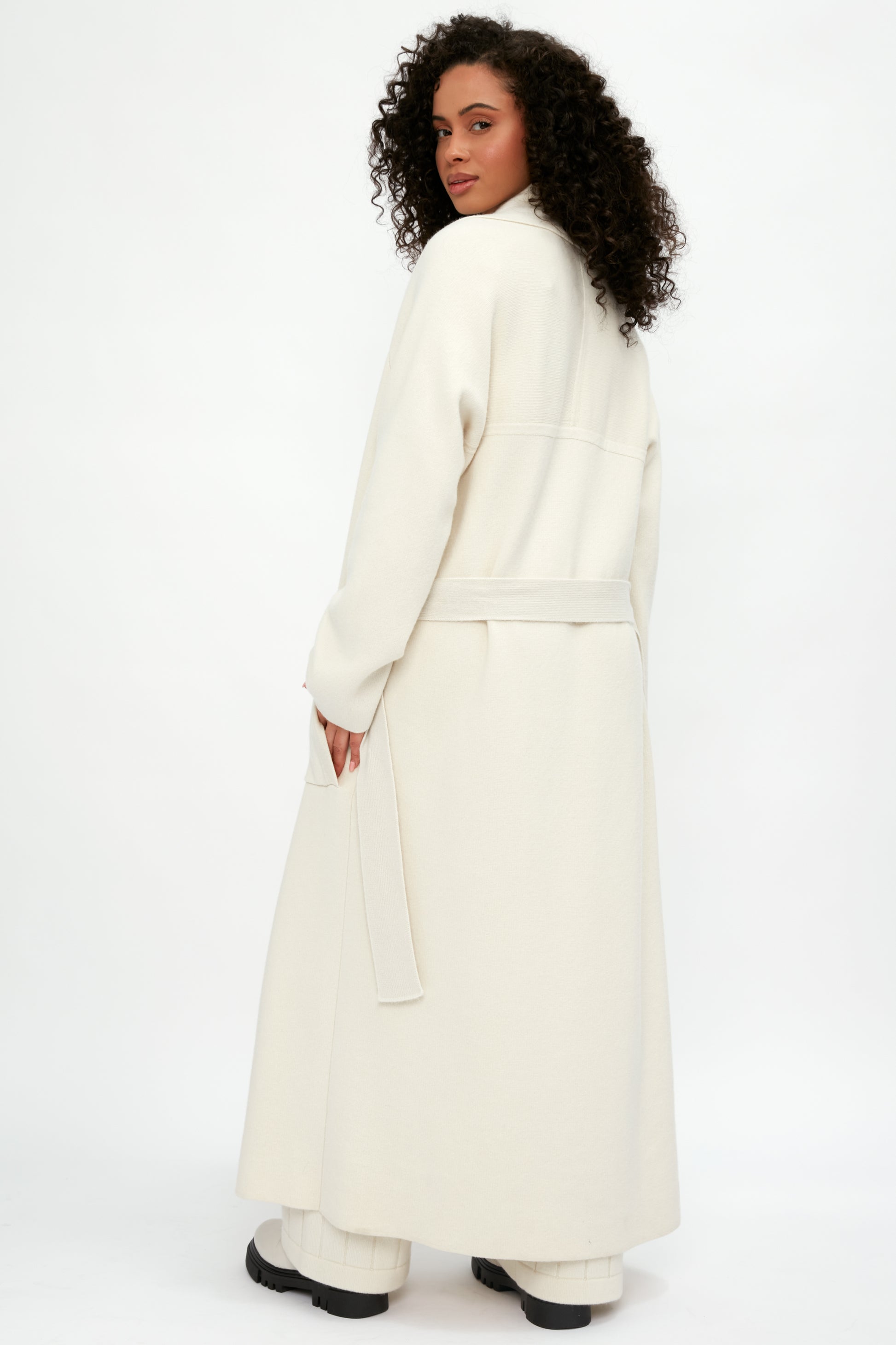 GENTRYPORTOFINO Cashmere Cardigan Coat in Burro