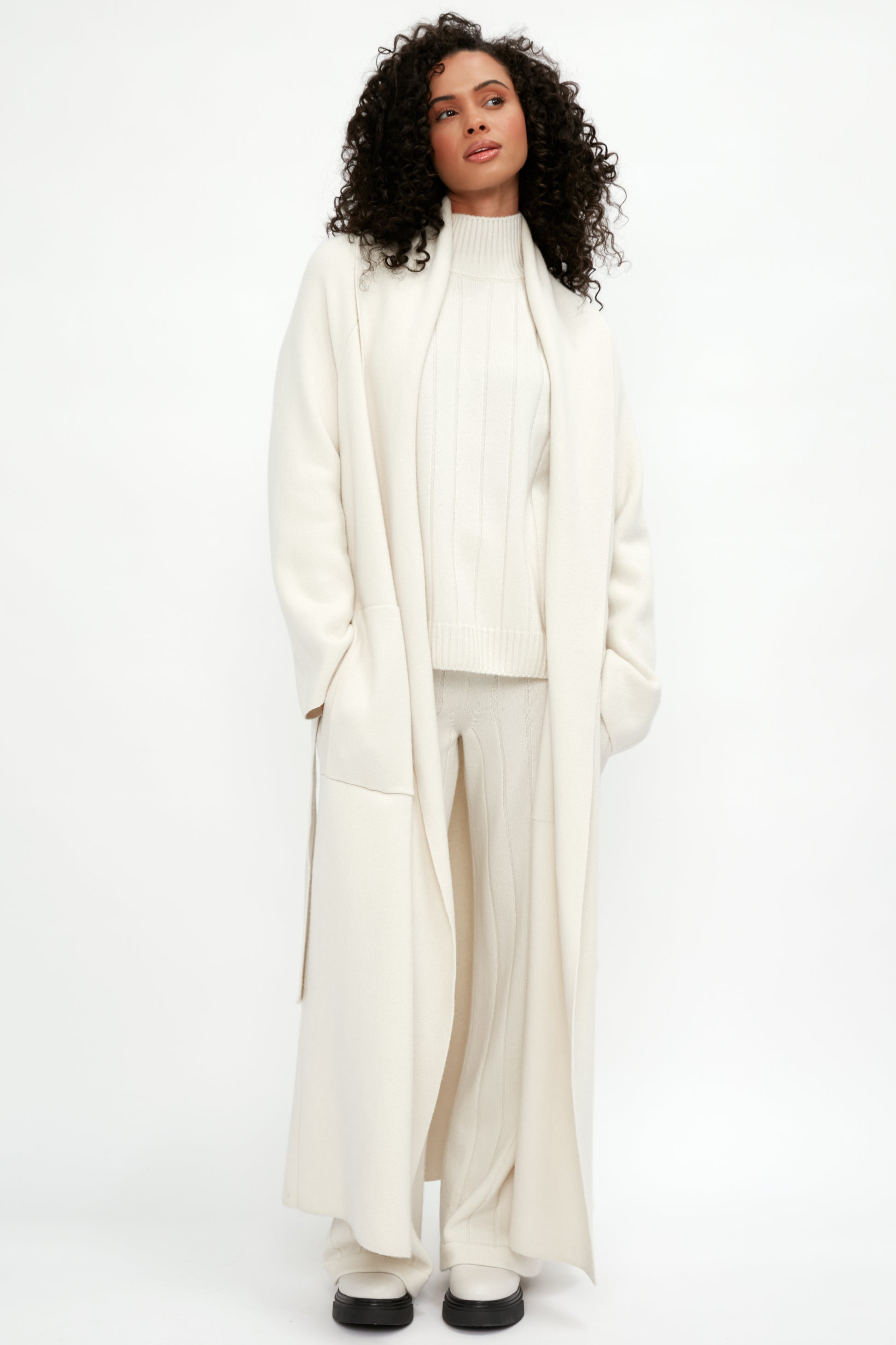 GENTRYPORTOFINO Cashmere Cardigan Coat in Burro