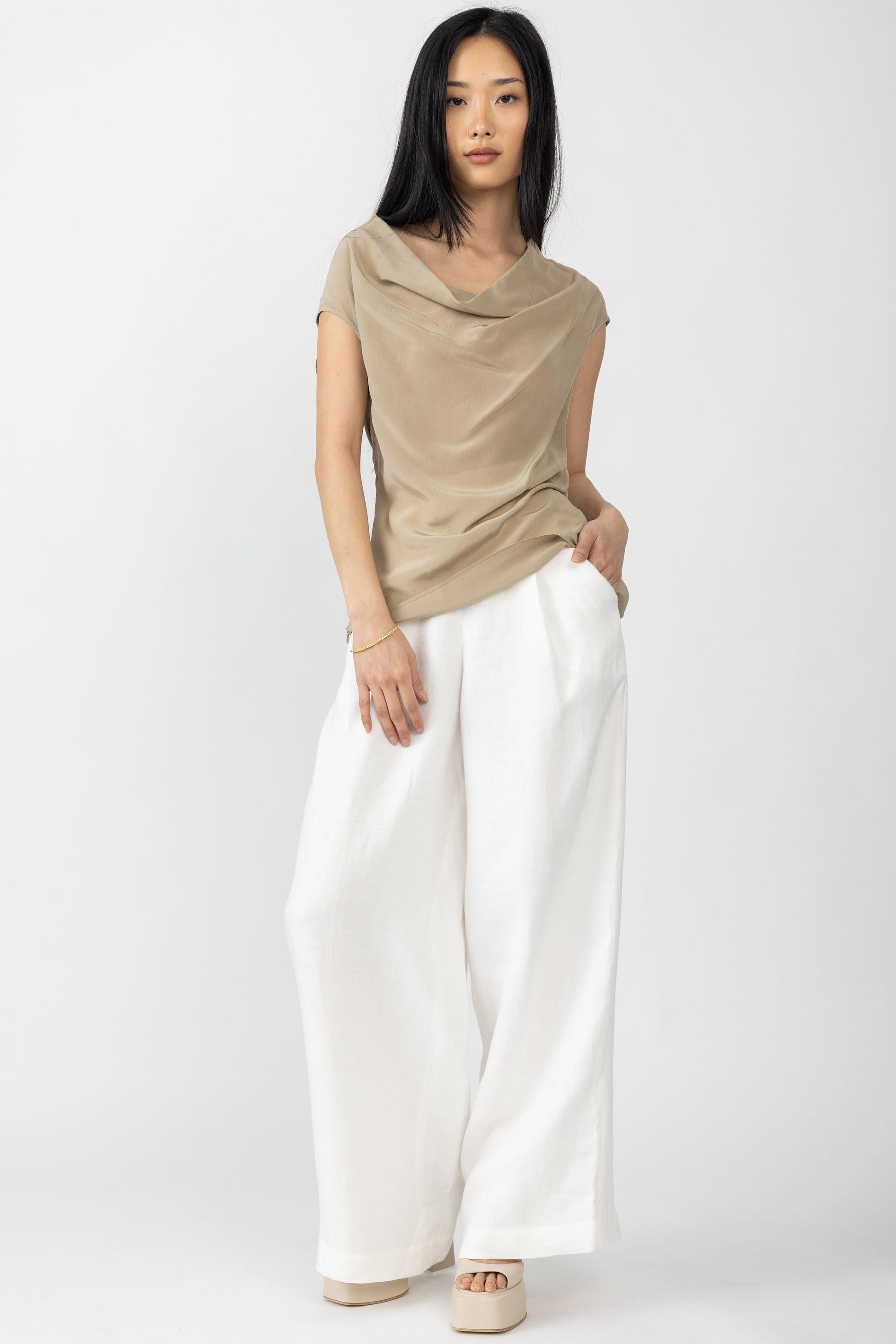 GENTRYPORTOFINO Draped Silk Top in Sabbia