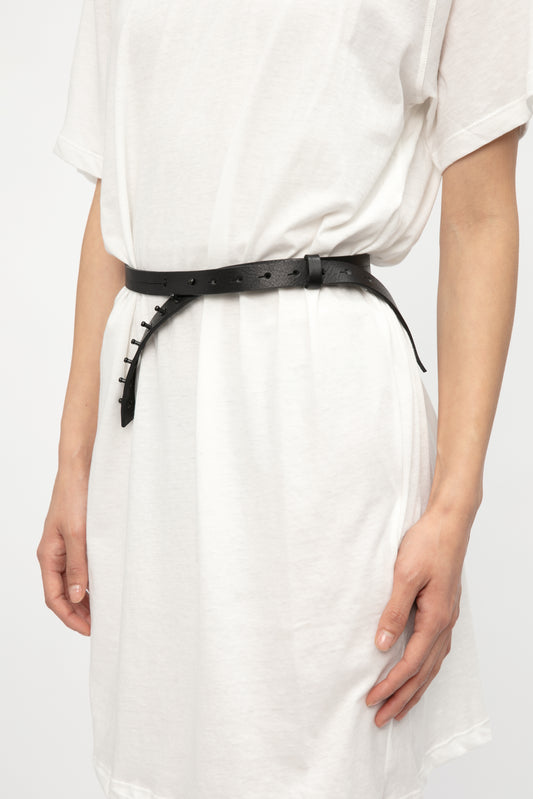 ISABEL BENENATO Slim Leather Belt in Black