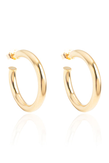 L.A. STEIN Medium Chunky Hoop Earrings in Yellow Gold
