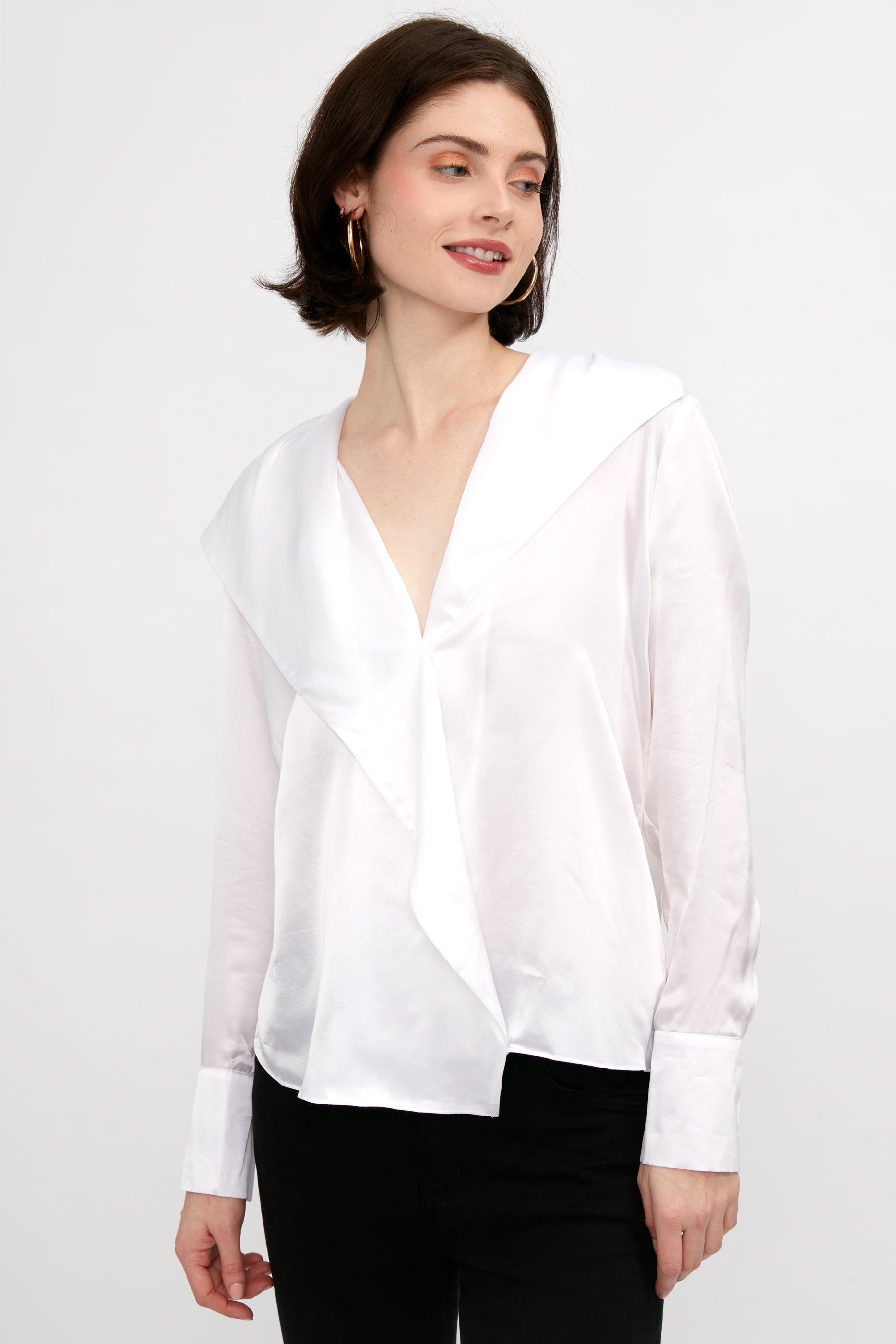 L'AGENCE Jaslynn Silk Open Collar Blouse in White