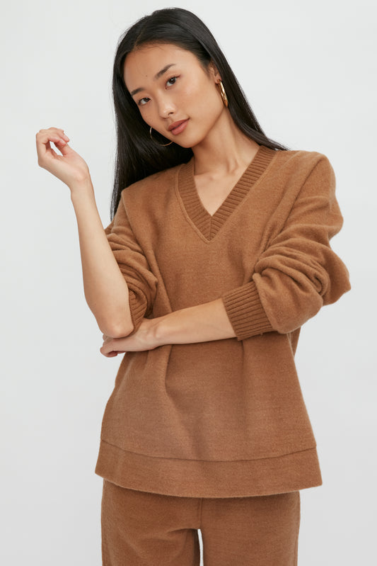 MAX MARA LEISURE Mammola V-Neck Sweatshirt in Camel