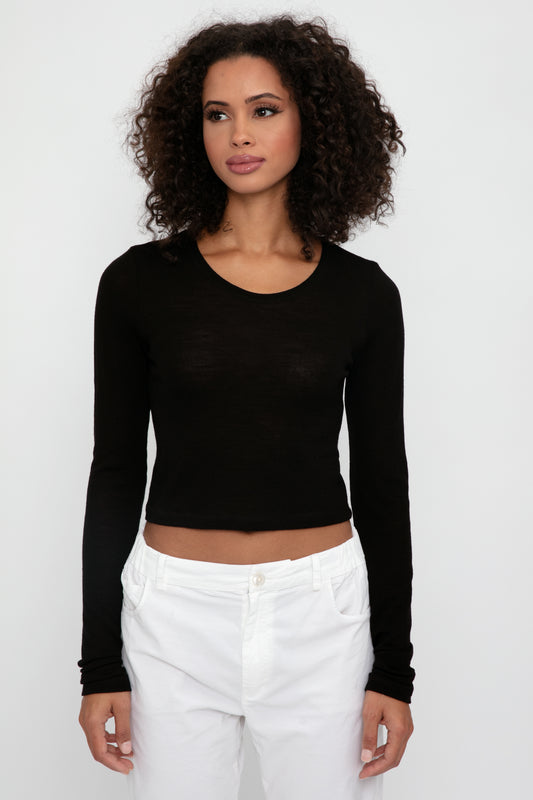 PRIVATE 0204 Merino Virgin Wool Cropped Long Sleeve in Nero