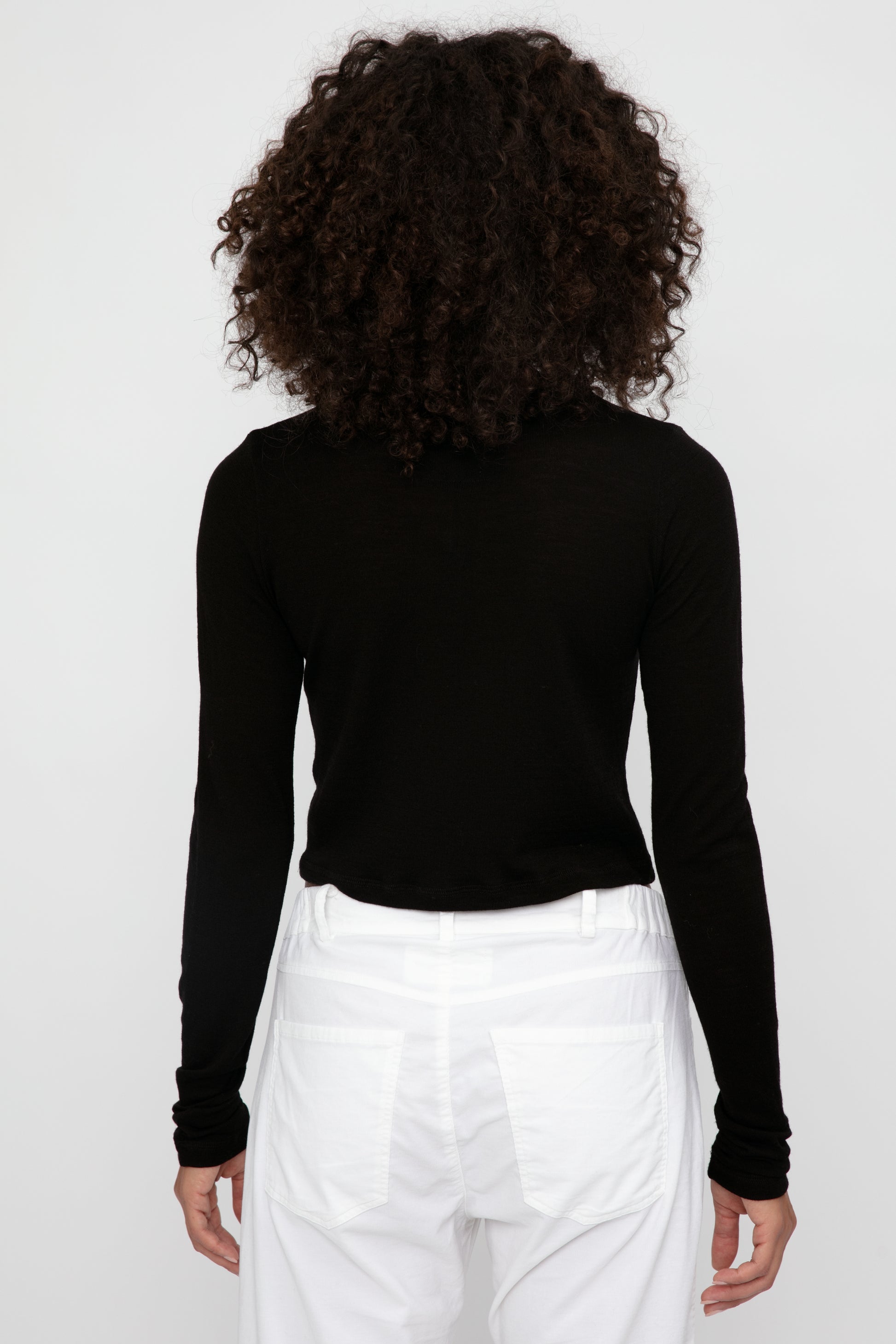 PRIVATE 0204 Merino Virgin Wool Cropped Long Sleeve in Nero