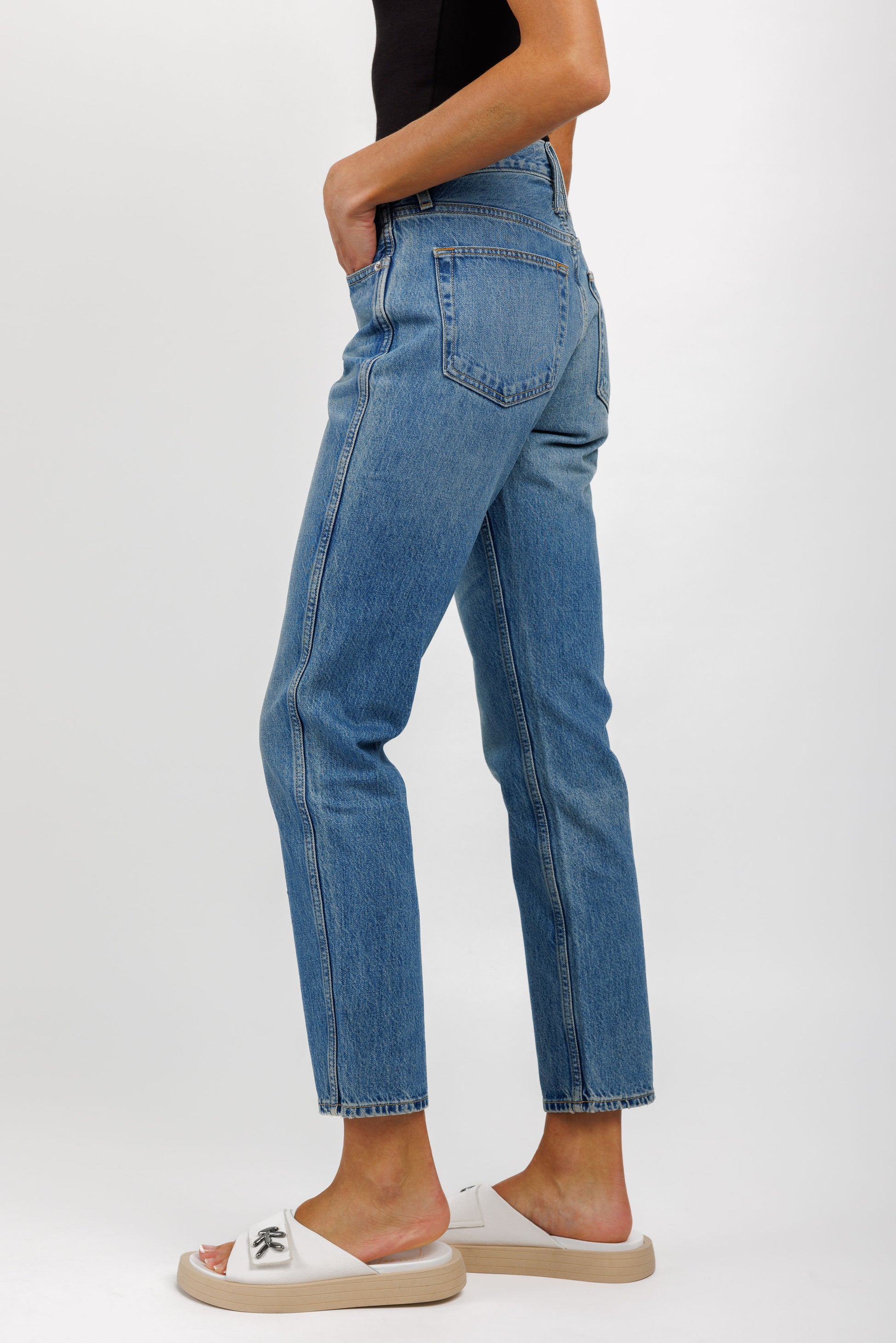 SLVRLAKE Virginia Slim Jeans in Pay No Mind