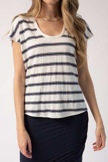 FRAME Easy Scoop Tee in Blanc Multi